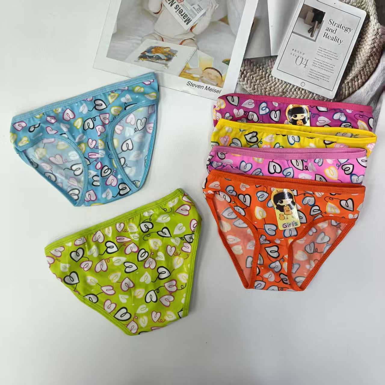 DD-686# Export Underwear for Women, comfortable and breathable underwear for Girls, children's clothing, children's colorful printed and edged underwear, QNI details Picture