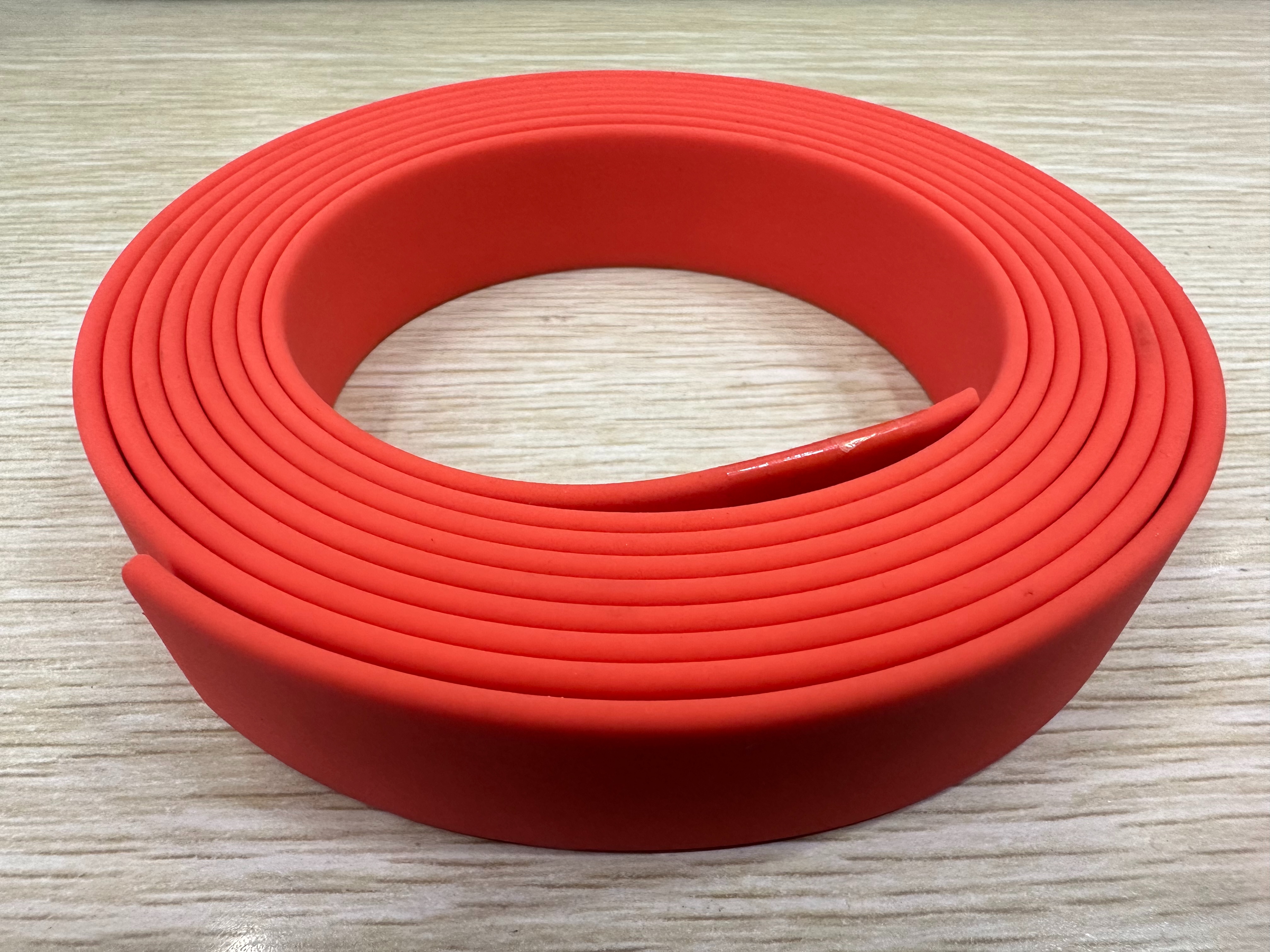 供应PVC软胶 仿硅胶宠物带 宠物项圈 牵引绳 狗脖套#宠物项圈详情4