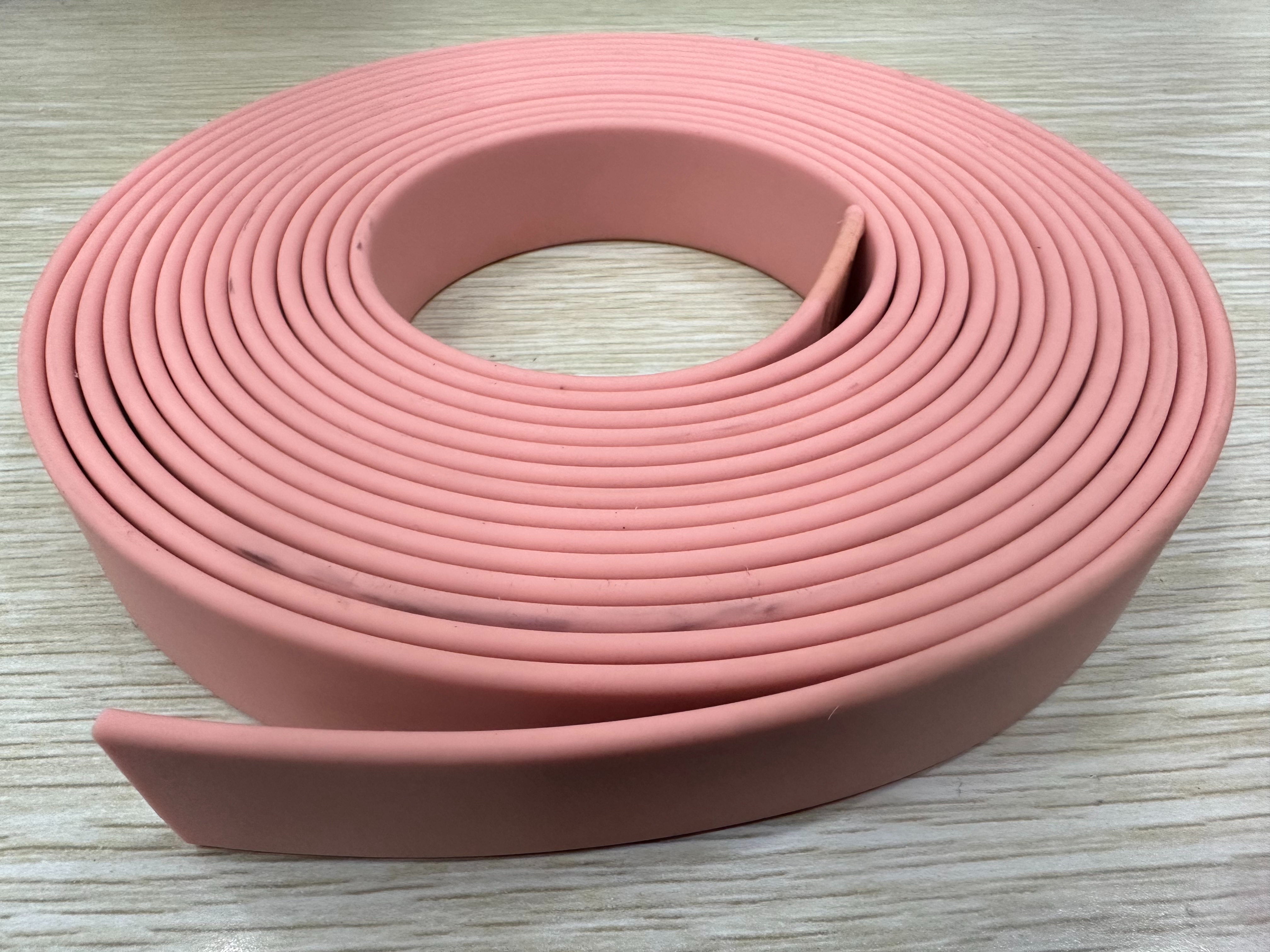 供应PVC软胶 仿硅胶宠物带 宠物项圈 牵引绳 狗脖套#宠物项圈详情2