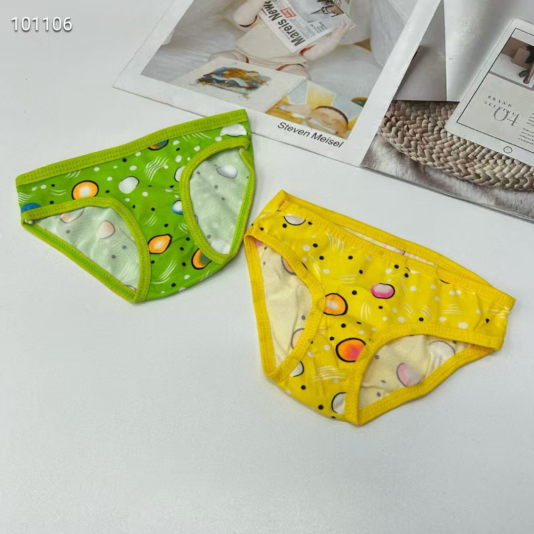 DD-8217# Export Underwear for foreign Trade, Popular African Girls' underwear, comfortable and breathable underwear, children's wear, Planetary print triangle pants, children's underwear, QNI Application Scenario