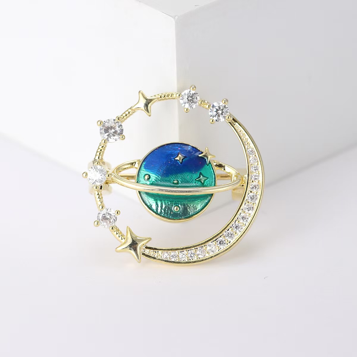 日韩简约创意宇宙星球胸针女ins个性别针防走光开衫西装配饰领针