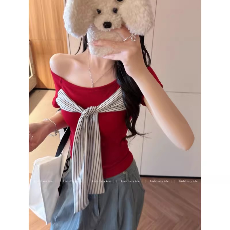 This summer's new sweet style off-the-shoulder strap short-sleeved T-shirt is slimming and form-fitting, with a fixed chest pad. It's a versatile short style for women Specification image
