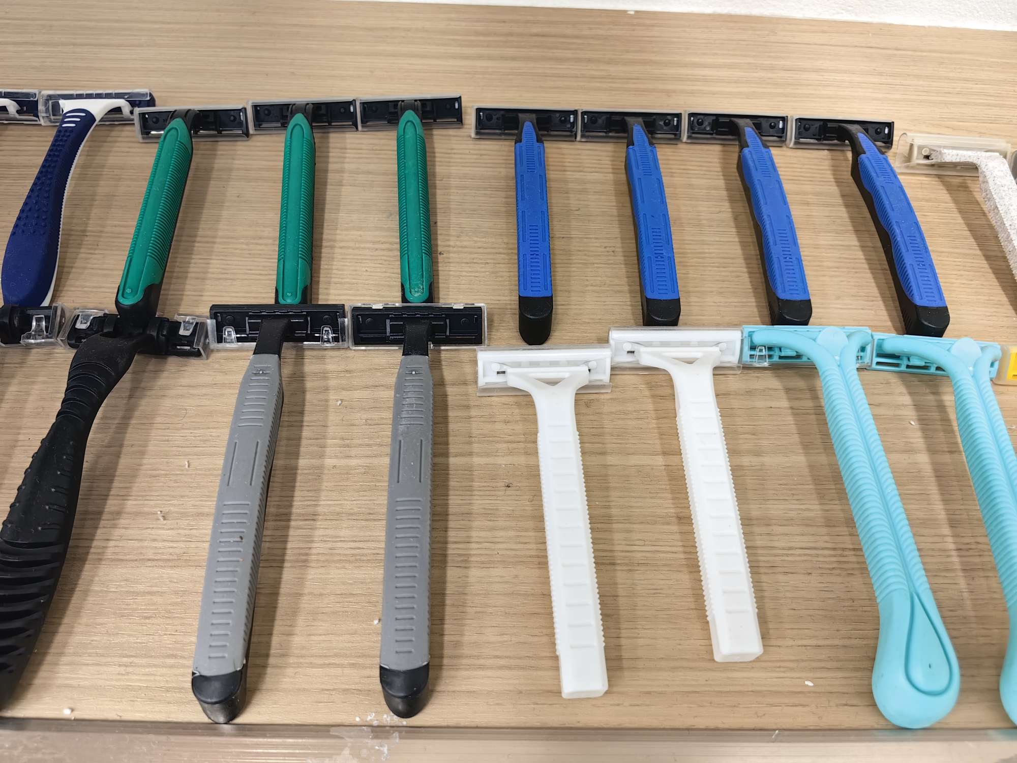 一次性刮胡刀百货日用酒店用品