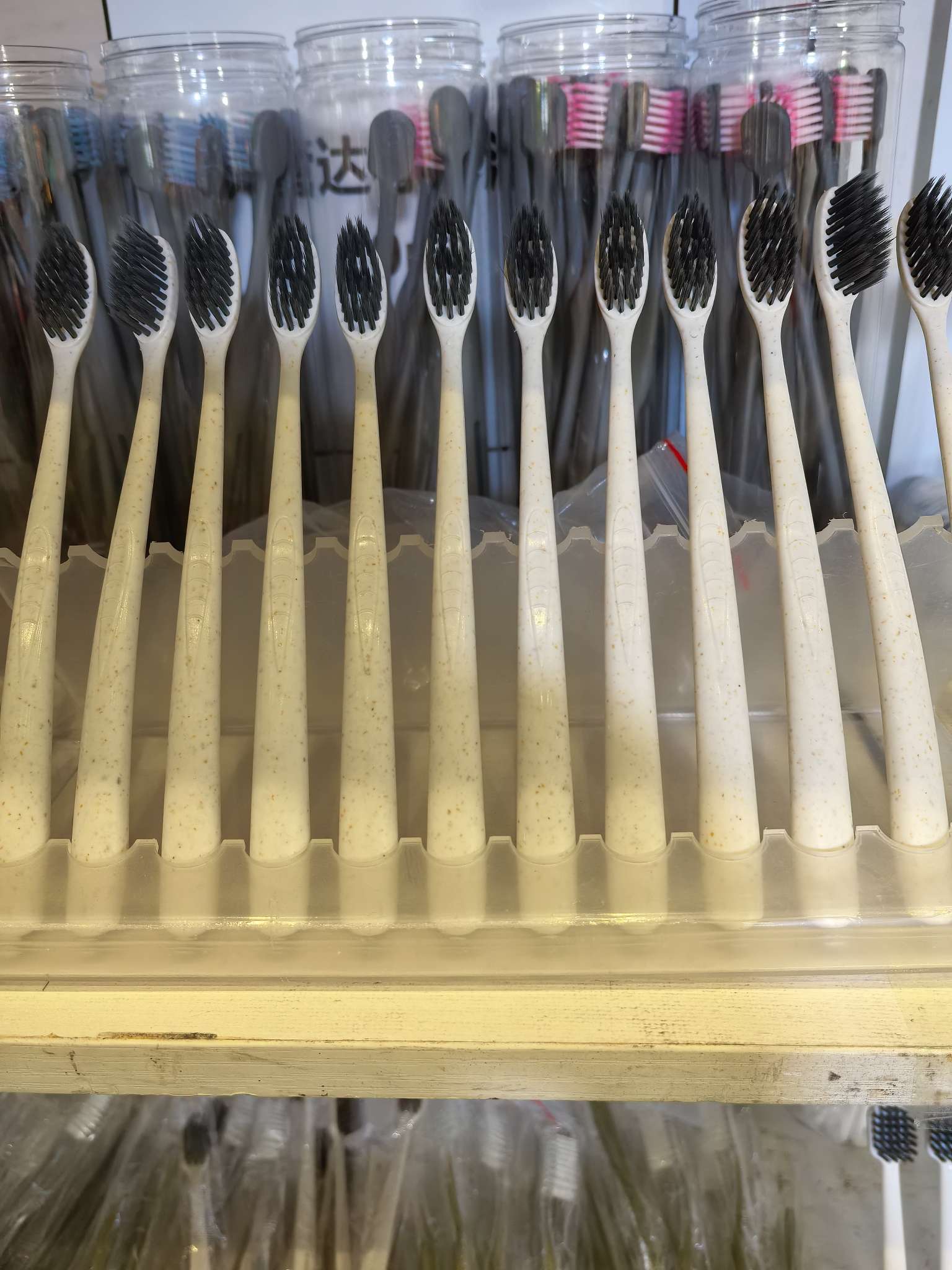木杆牙刷一次性宾馆用品酒店用品牙膏日用百货