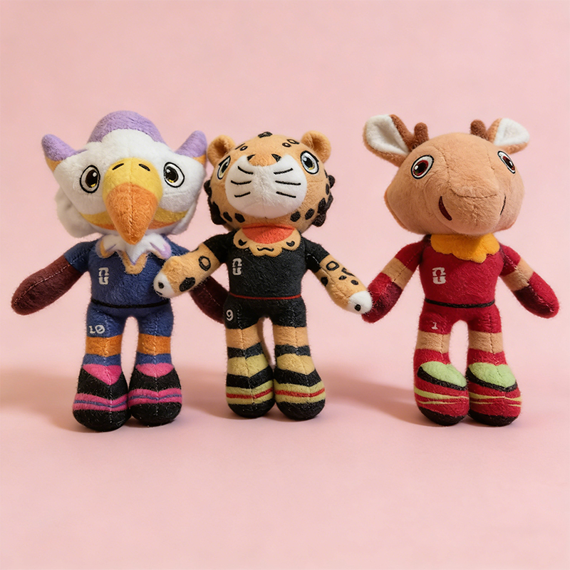 美加墨2026足球世界杯吉祥物动物毛绒玩具纪念品玩偶卡通周边挂件毛绒公仔挂件钥匙扣布偶挂件可爱装饰礼物夹娃娃机厂家直销