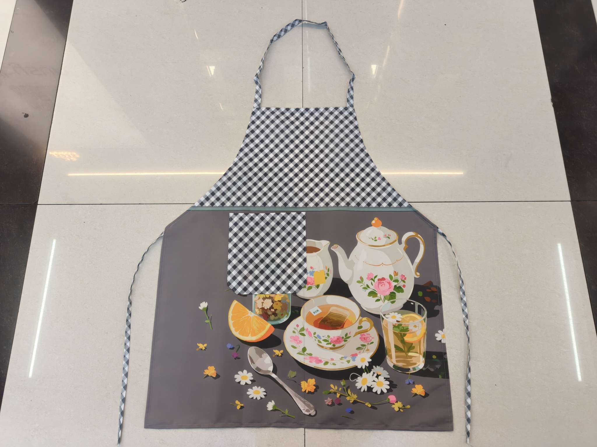Korean-style fashionable anti-stain, dust-proof and dirt-proof work and kitchen apron for both men and women, cute cover for adults, baking positioning, waist wrap