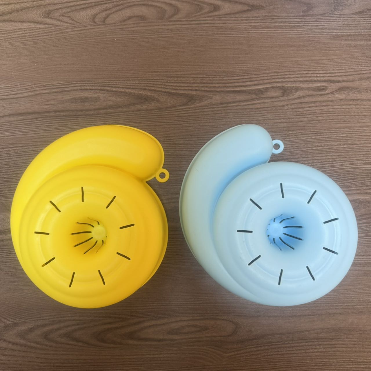Snail draining basket, a cute cartoon-shaped draining basin for home use, a fruit basin, and a fully automatic fruit washing draining basket details Picture