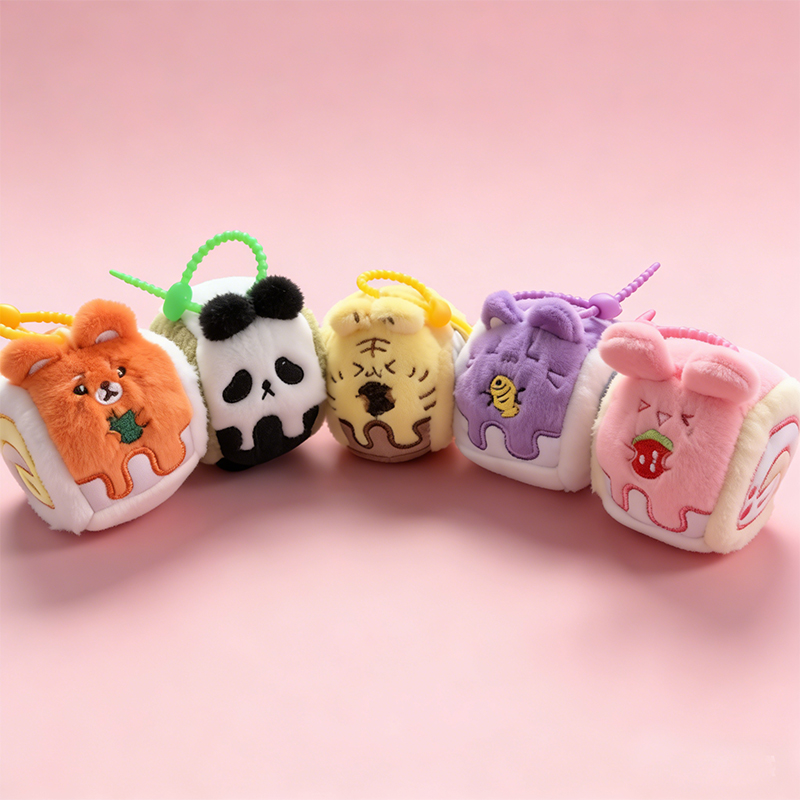 瑞士卷动物毛绒玩具纪念品玩偶卡通周边挂件毛绒公仔挂件钥匙扣布偶挂件可爱装饰礼物夹娃娃机厂家直销