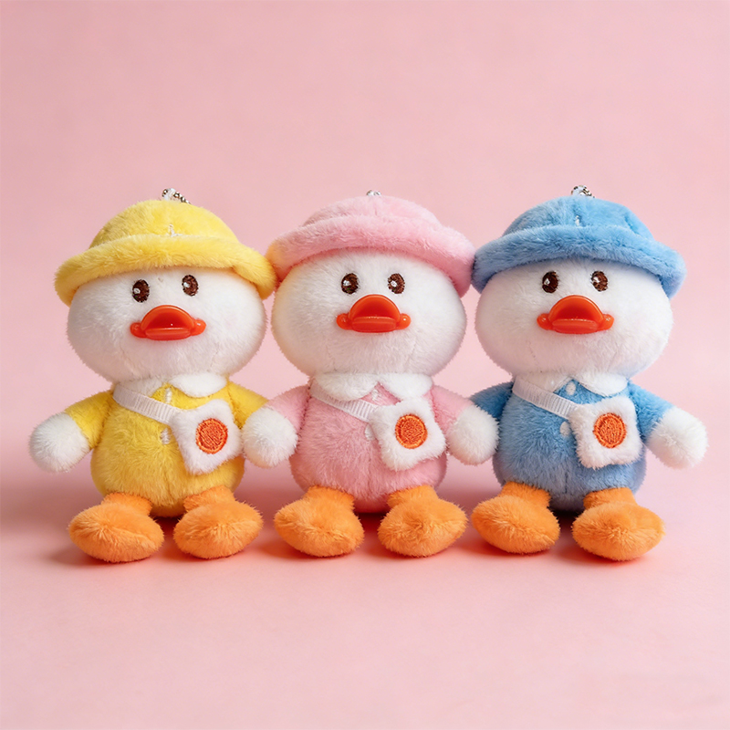 Hat wearing, schoolbag carrying, anthropomorphic duck, plush toy, creative doll, cartoon peripheral pendant, plush doll pendant, keychain, cloth doll pendant, cute decoration gift, claw machine factory direct sales