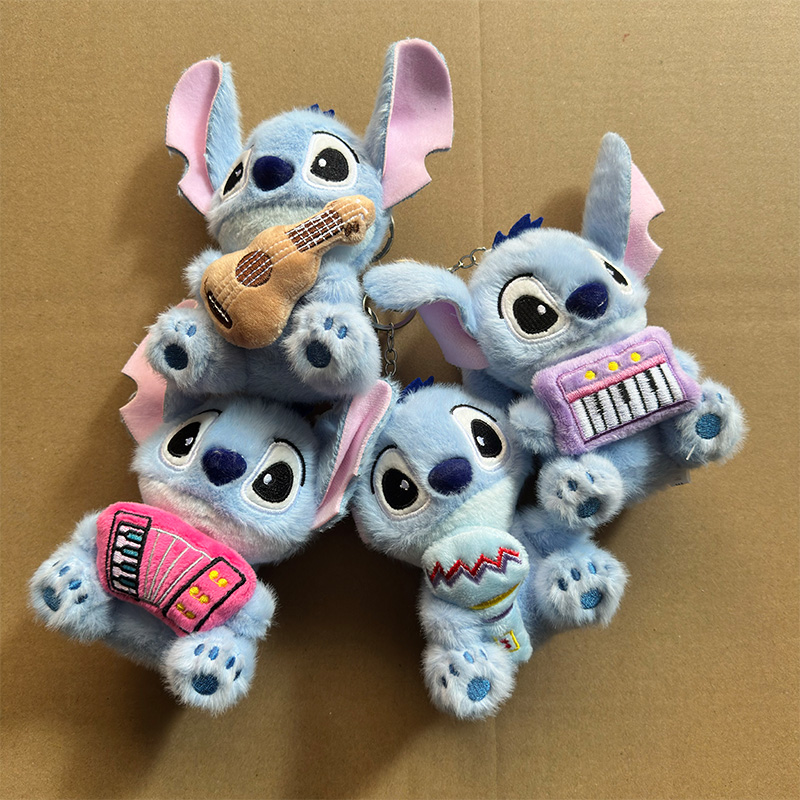 毛绒挂件/醒狮灯笼/马年挂件/毛绒玩具小挂件/小马挂件产品图