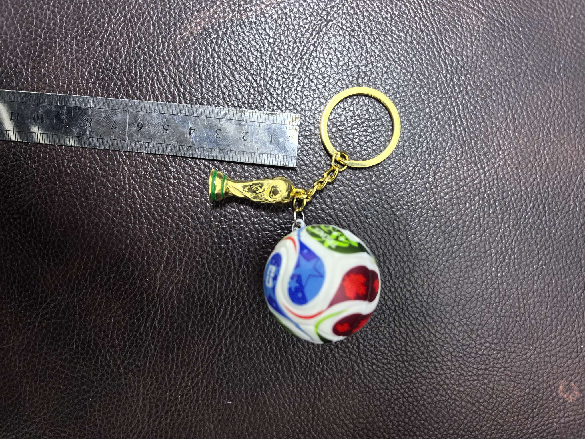 2026 USA, Canada and Mexico World Cup simulation football keychain pendant, car bag pendant, fan commemorative small gift Item Picture