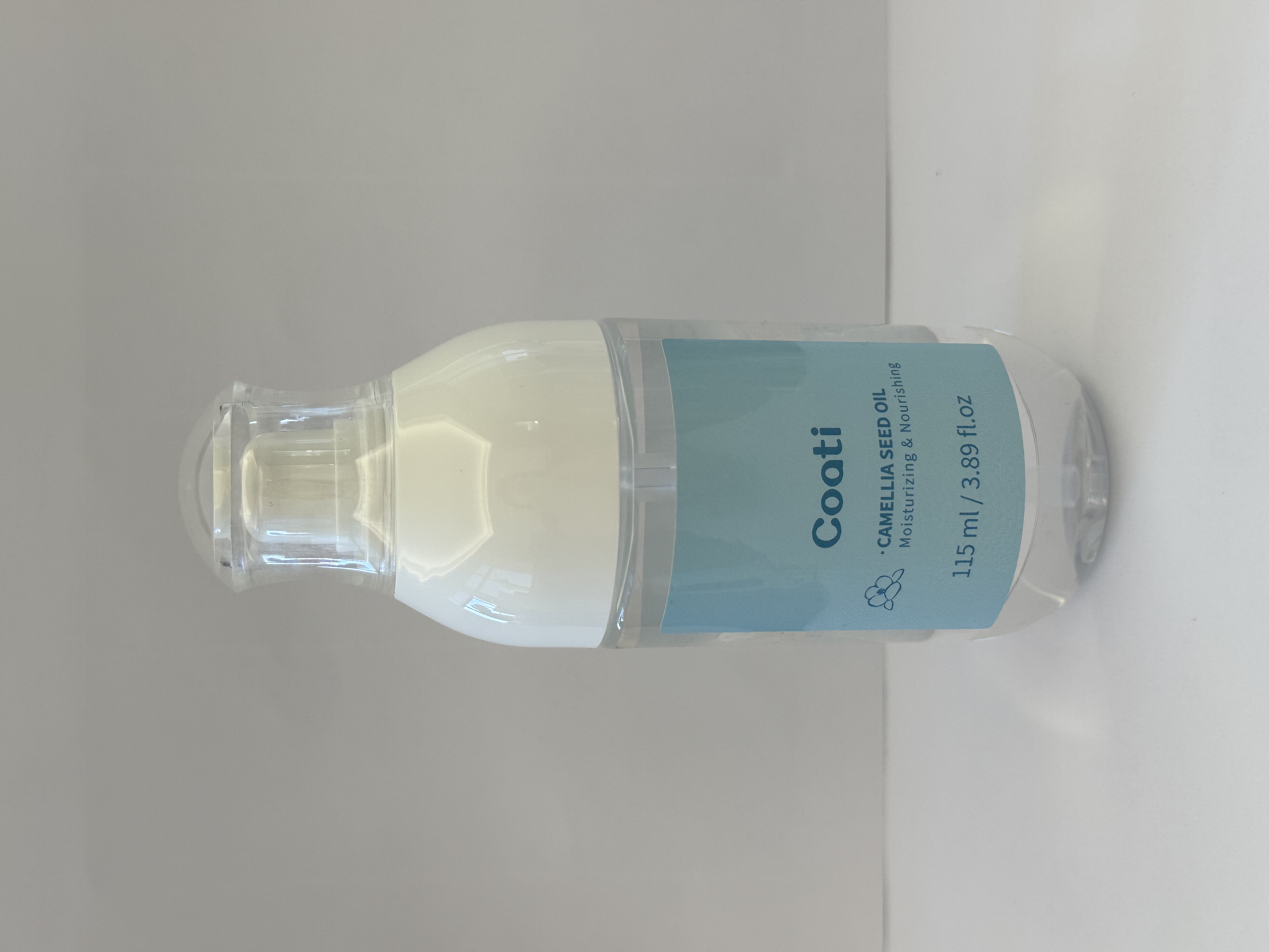 Baby moisturizing oil bottle children 's care and skin care products moisturizing and nourishing gentle care for baby' s skin coati moisturizing oil 115ml touch oil details Picture