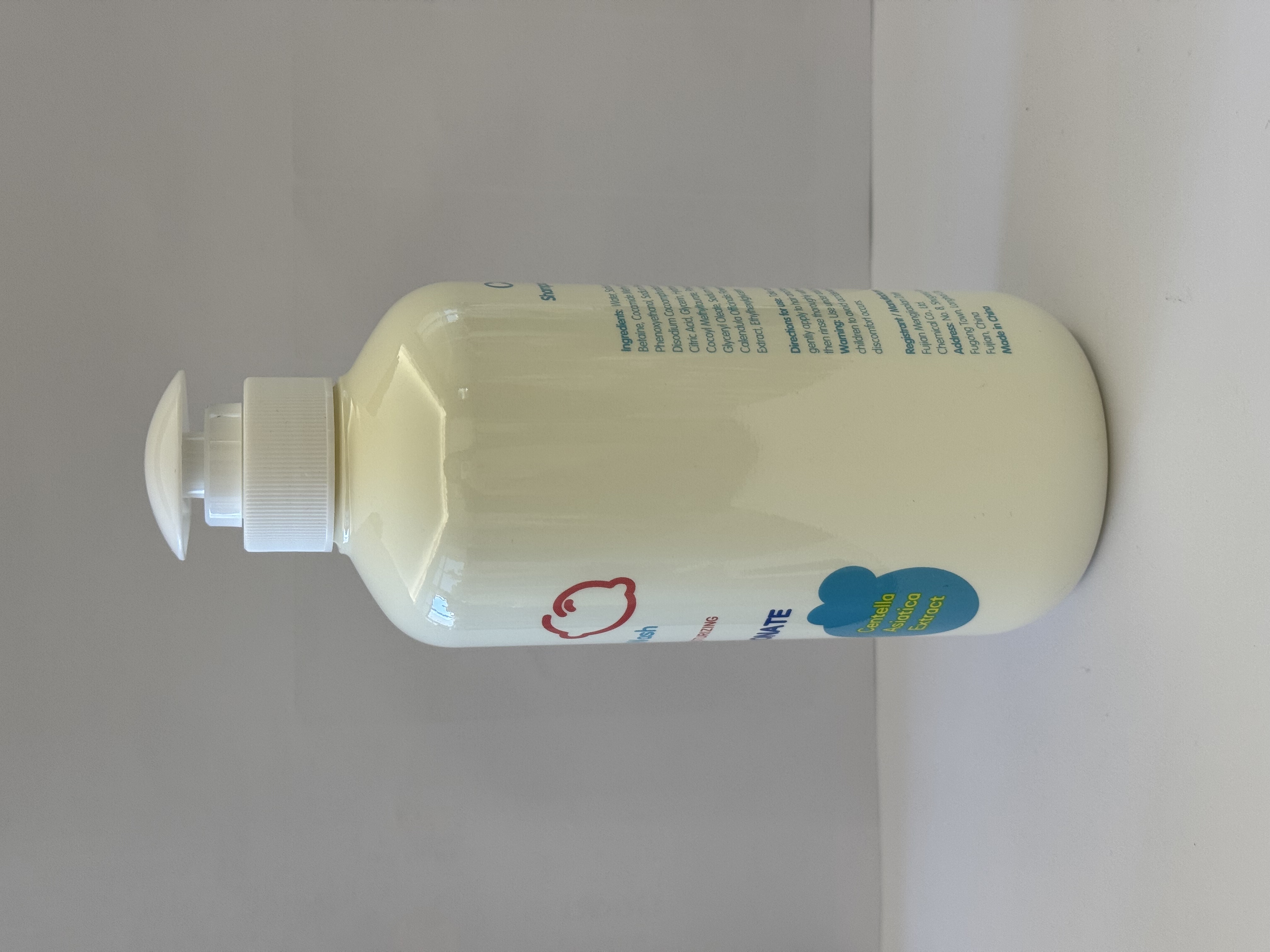 Coati's gentle and comfortable hair care products, body wash, shampoo, Soothing Shampoo, Body wash, Calendula essence, two-in-one set Application Scenario