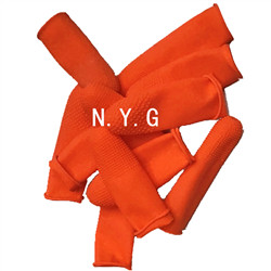 0.7克100只一次性手套家用加厚食品级餐饮塑料pe薄膜透明美容手膜详情5