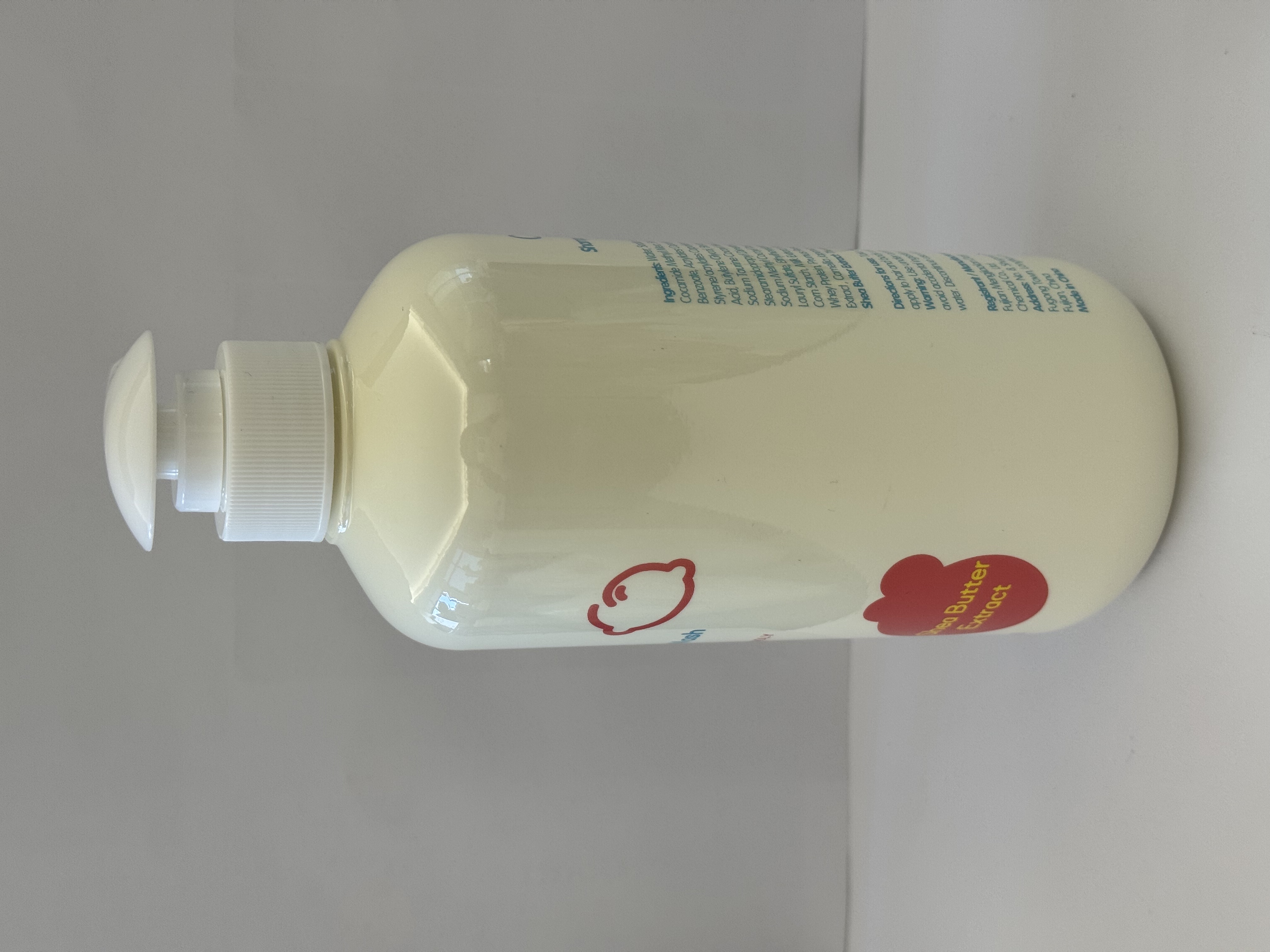 Coati Children's Hair Care Set, bottled shampoo and Body Wash, children's skin care products, gentle nourishing and refreshing children's hair care products, peach extract oem550ml Shampoo and Body wash Application Scenario