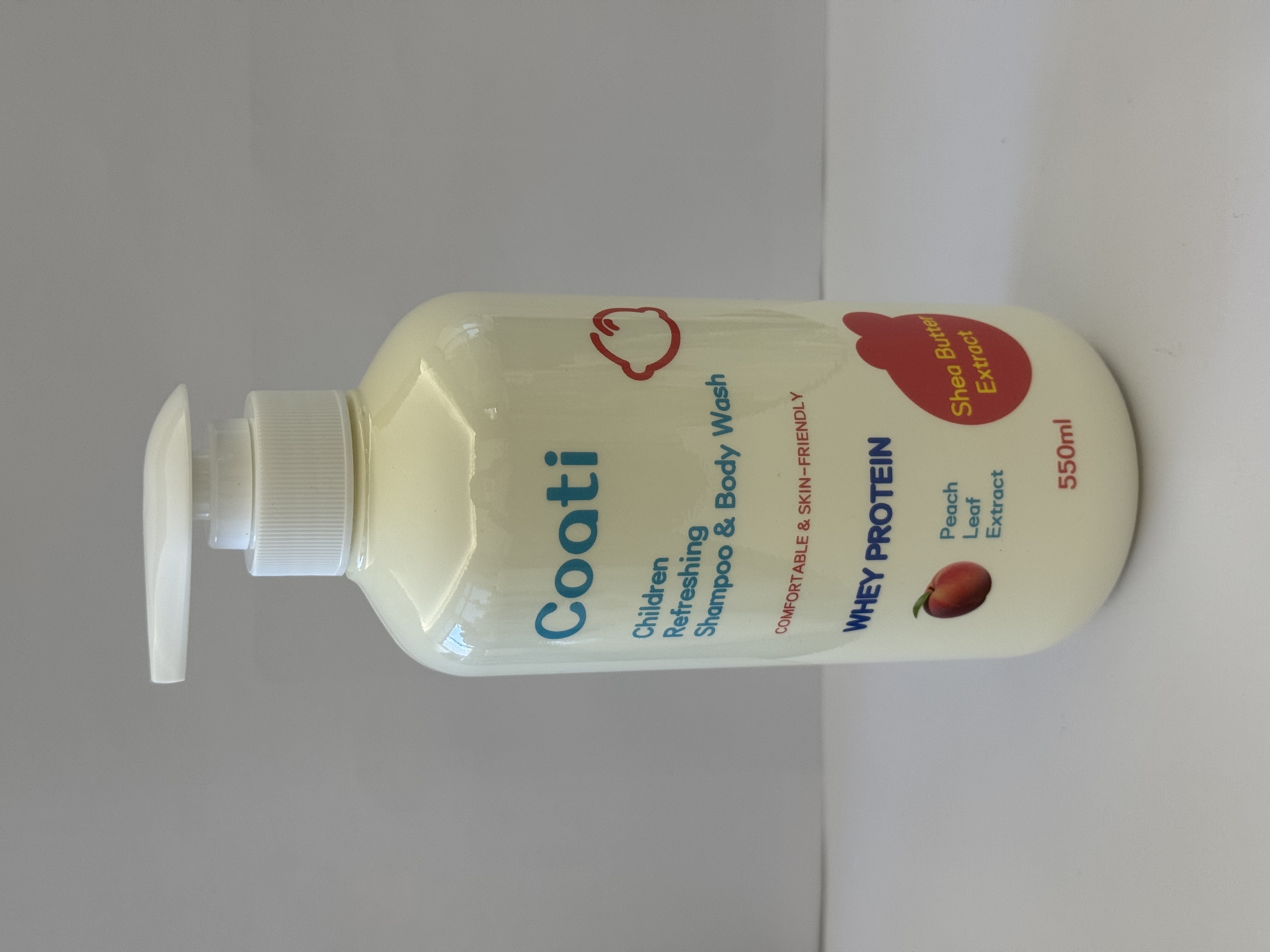 Coati Children's Hair Care Set, bottled shampoo and Body Wash, children's skin care products, gentle nourishing and refreshing children's hair care products, peach extract oem550ml Shampoo and Body wash