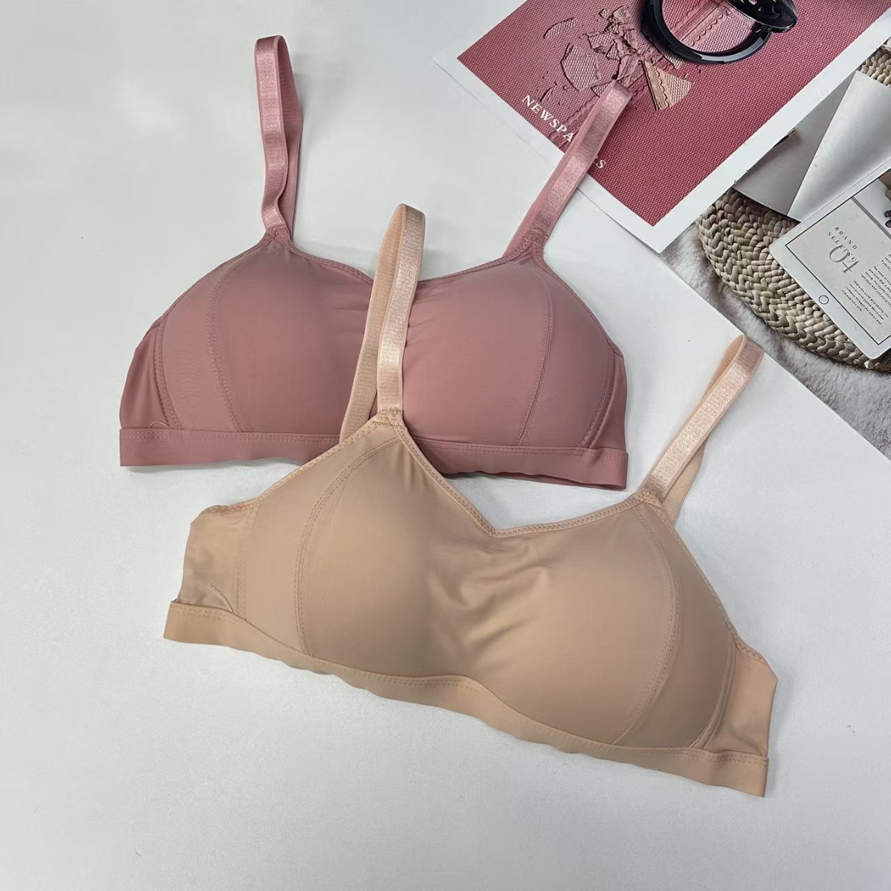 FCM-333# Women's Bra Export Bra, Women's anti-exposure Bra, swimming cloth bra, Large bust, Small Look, Gathering and retracting breasts, no underwire bra, Women's bra Set QNI Application Scenario