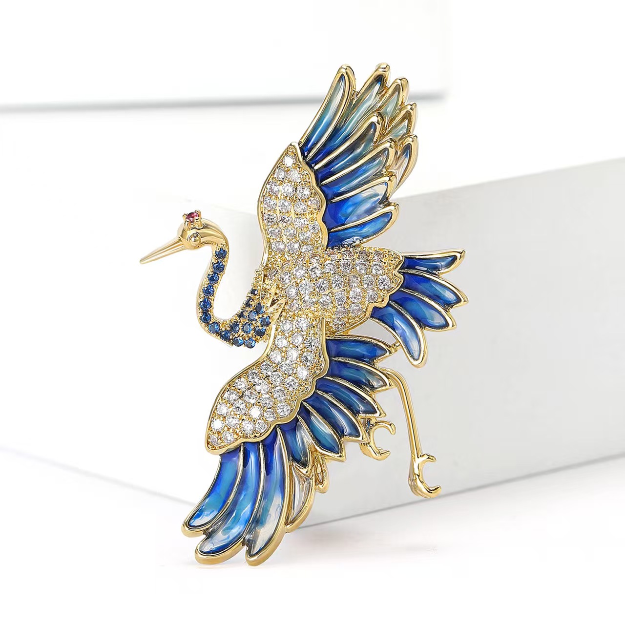 Fashionable and ancient-style copper zircon red-crowned crane brooch, artistic Chinese style men's and women's clothing brooch accessory pin Specification image