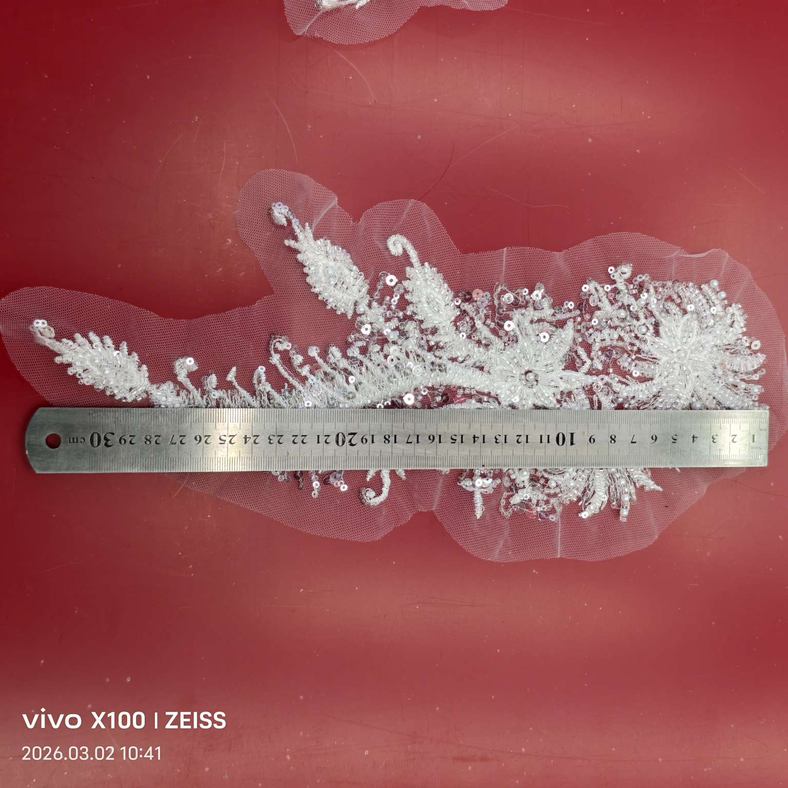 服饰配件定制实物图