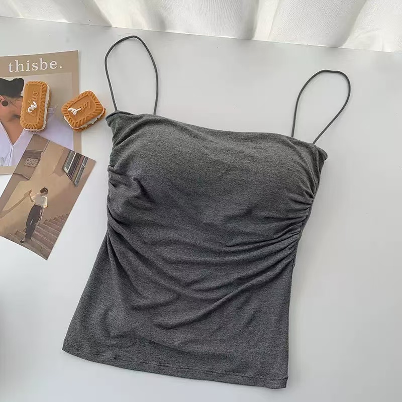 1564# Halter tops are exported to the Middle East and Africa. Women's halter tops have chest pads and can be worn outside. QNI details Picture