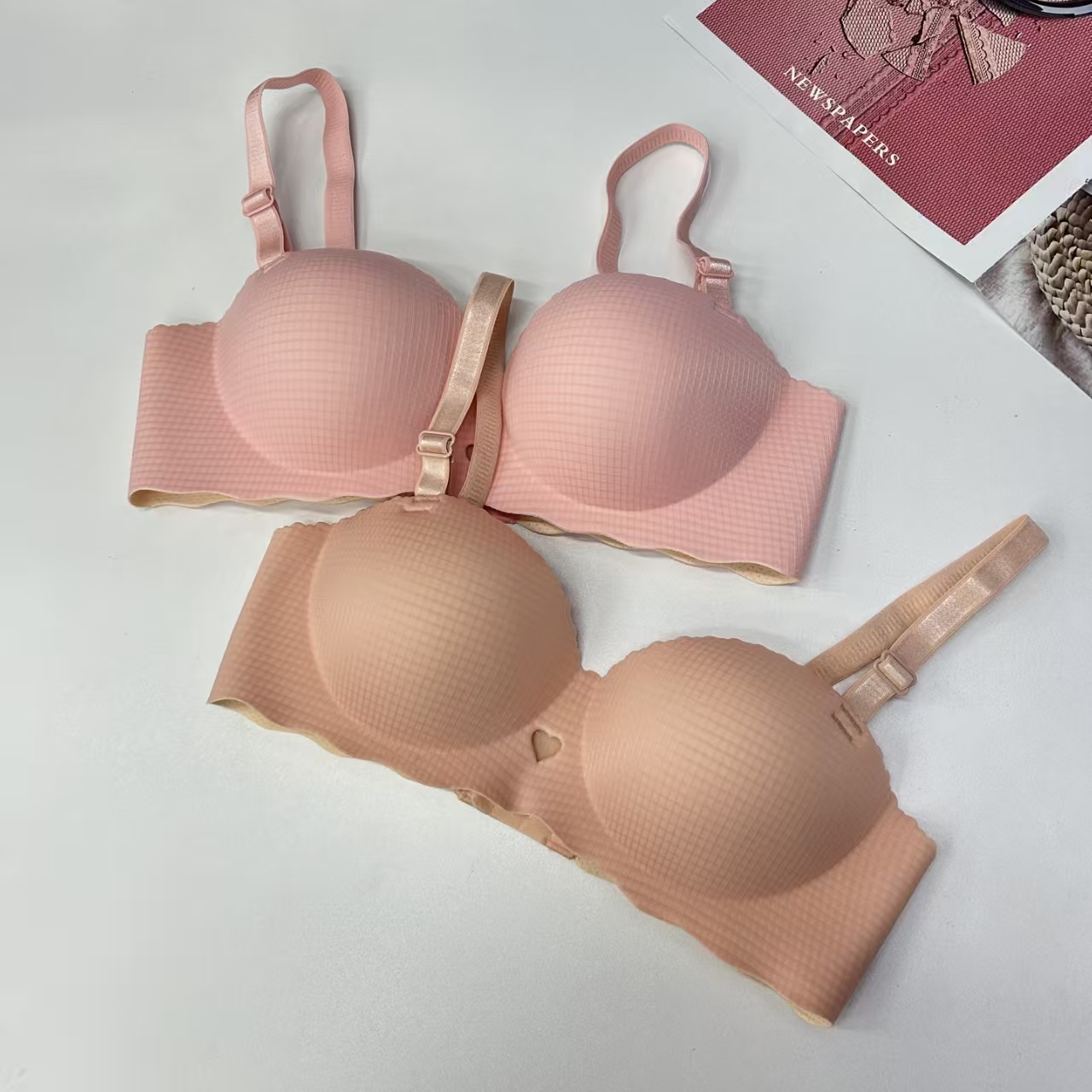 FCM-318# Women's bras for export to the Middle East and Africa - One-piece palm cup seamless bras, swimming cloth bras, women's bras without underwire, QNI details Picture
