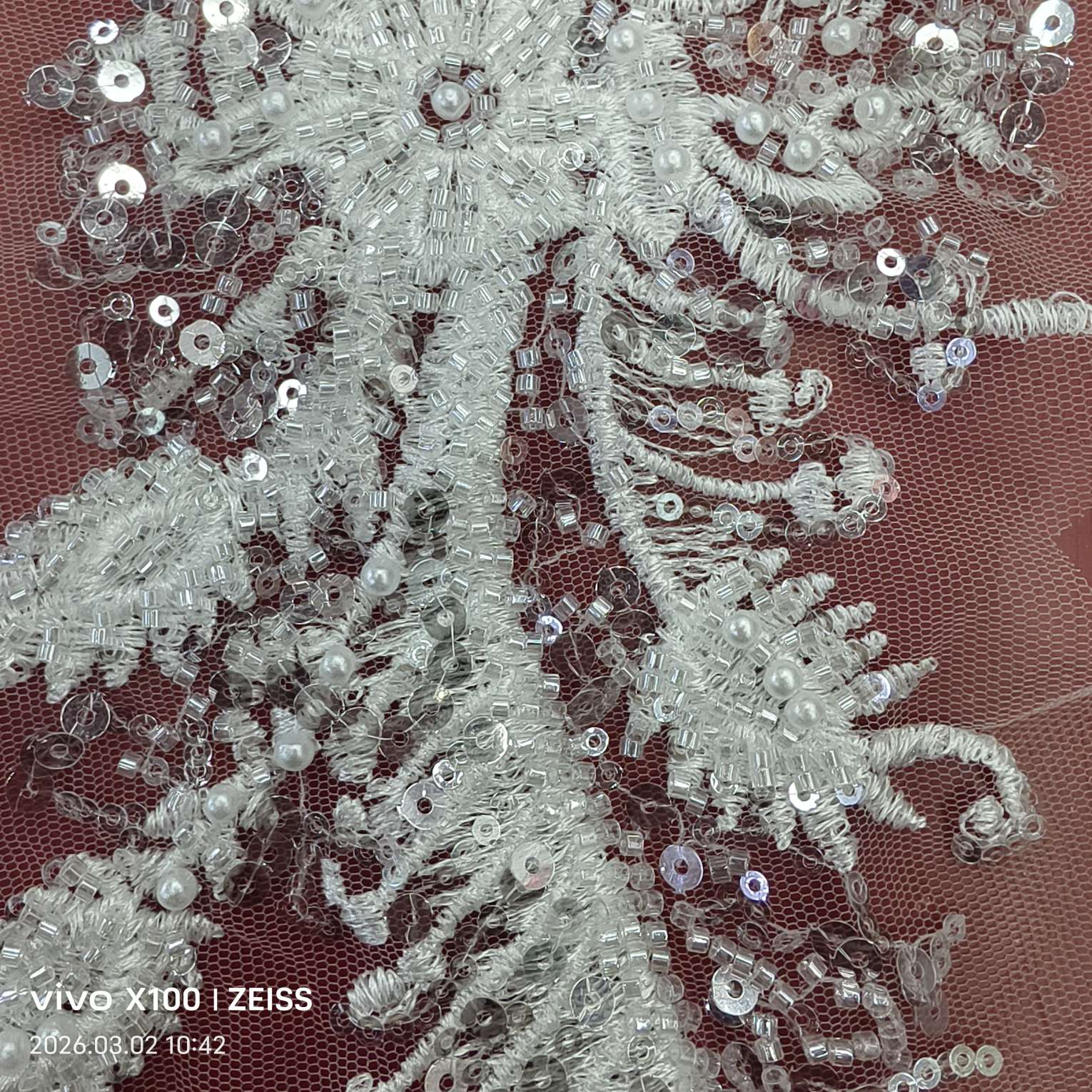 服装辅料蝴蝶结布标定制手工辅料刺绣布贴服装商标服装辅料详情图5