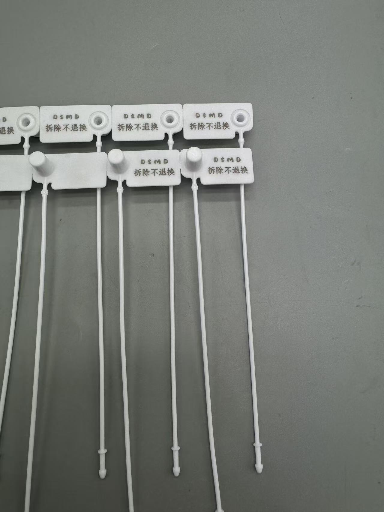 防拆扣
防盗扣
可定制