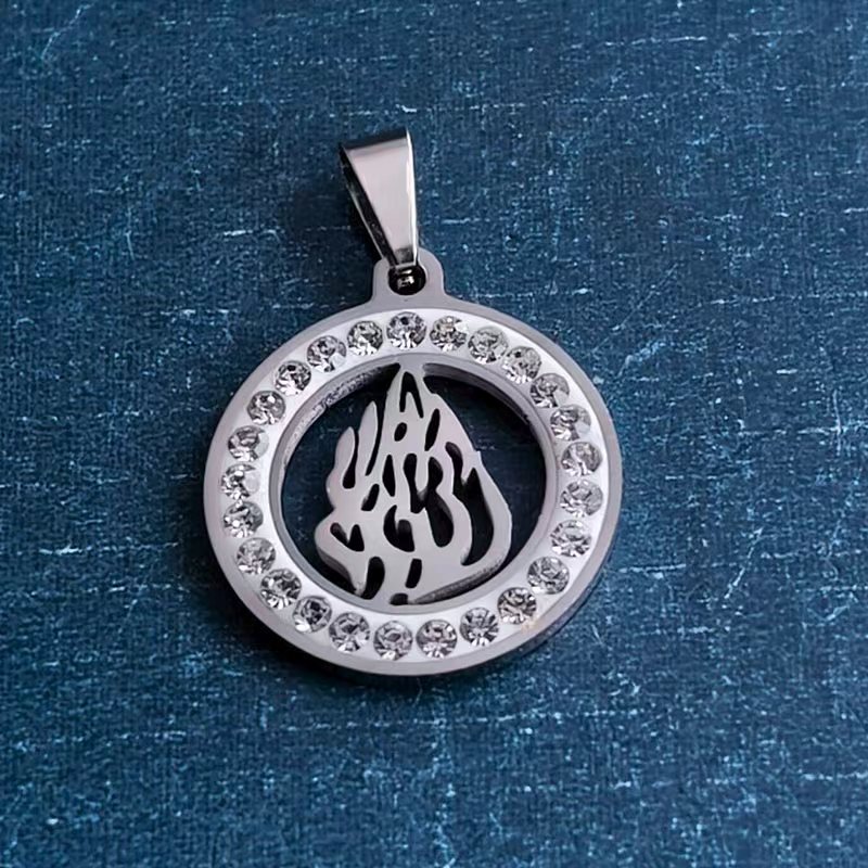 Cross-border foreign trade fashion stainless steel titanium steel flame pendant, diamond-encrusted jewelry necklace, men's versatile and niche accessory