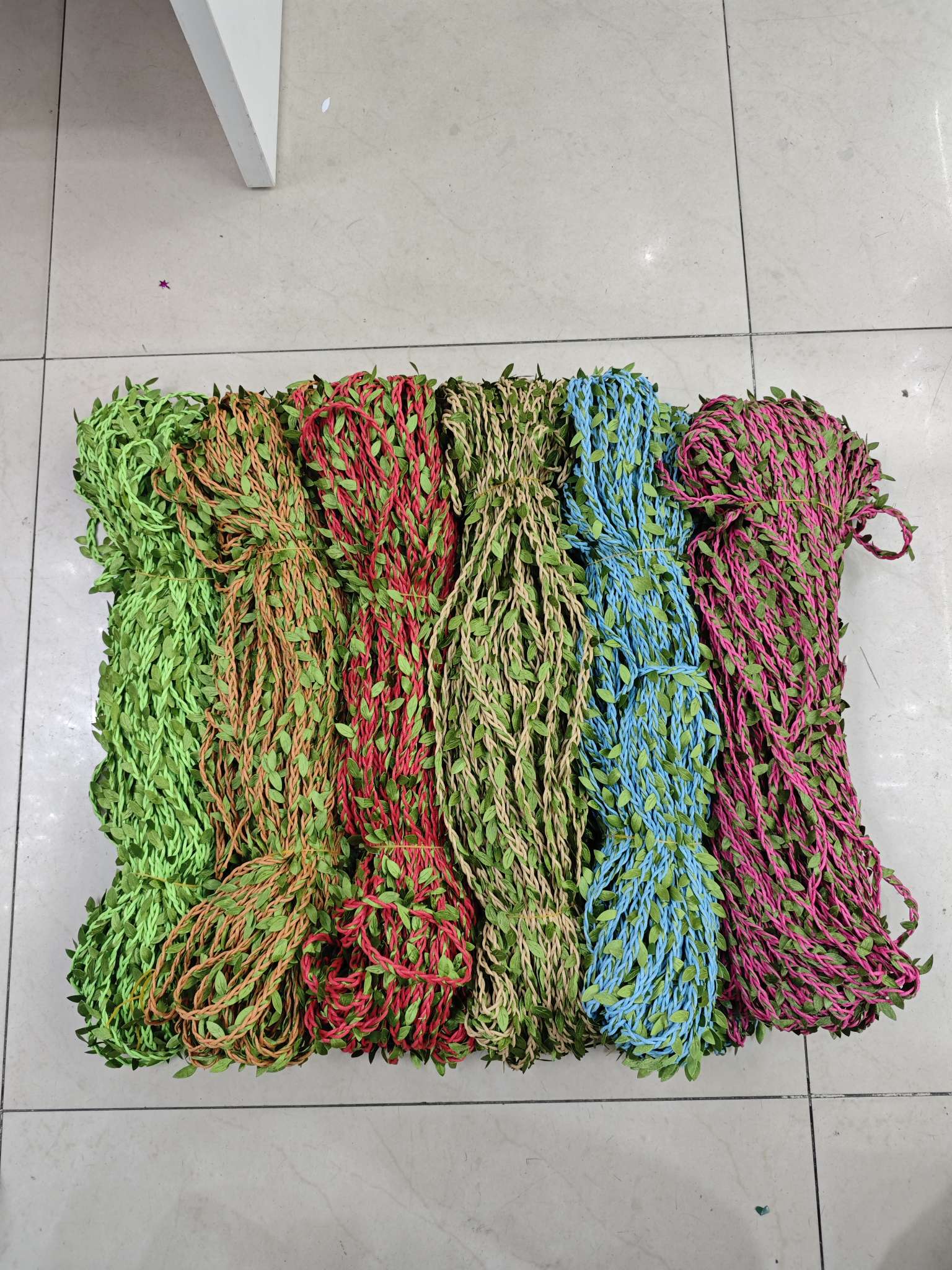 麻绳牛皮绳腰带绳手绳股线纺织辅料绳子腊绳花环头饰配件绳带