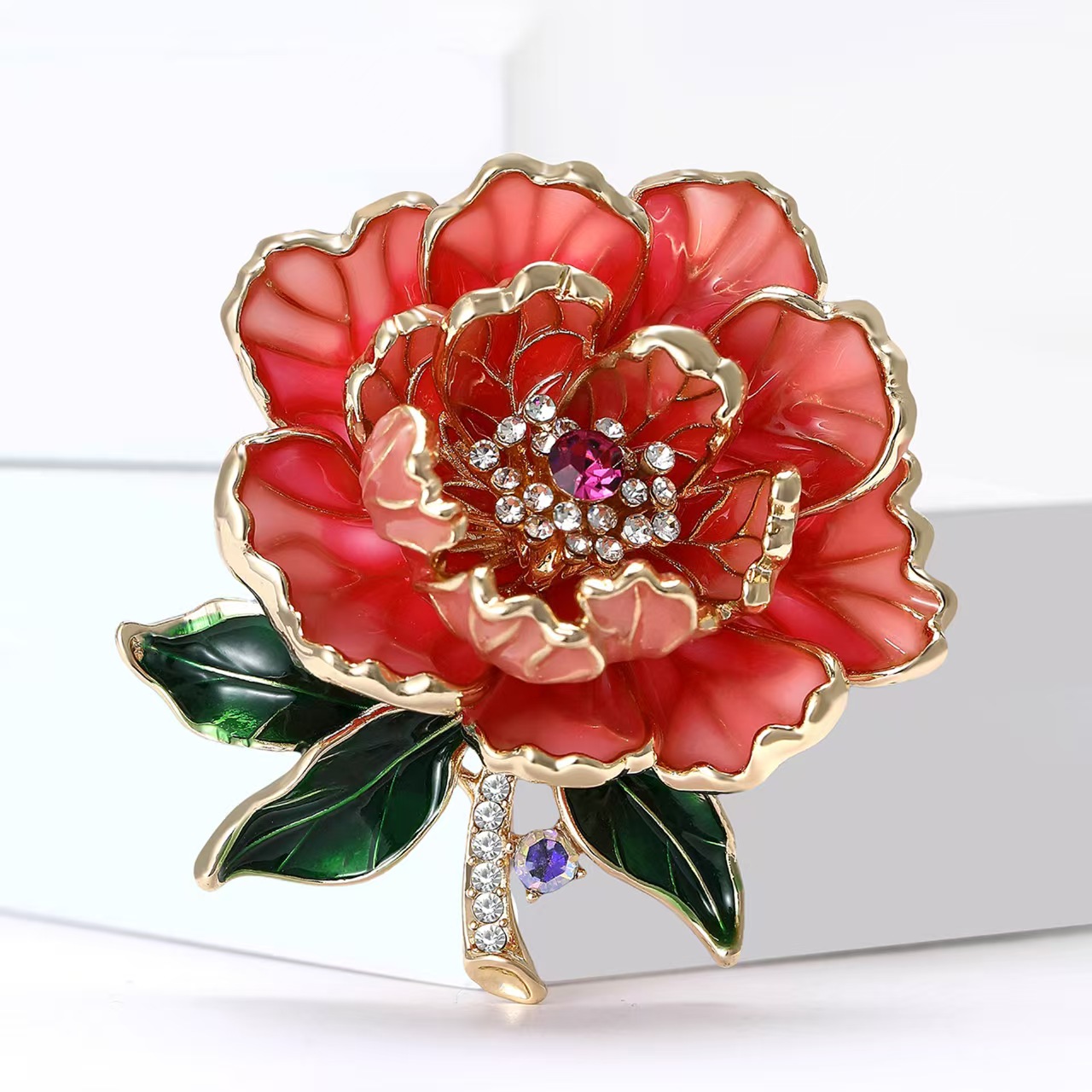 عبر الحدود، تم بيع السبائك في أوروبا وأميركا Specification image