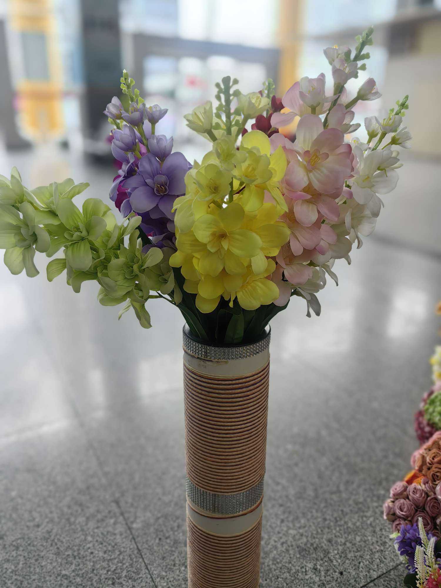 High-end artificial night-blooming jasmine is available in multiple colors