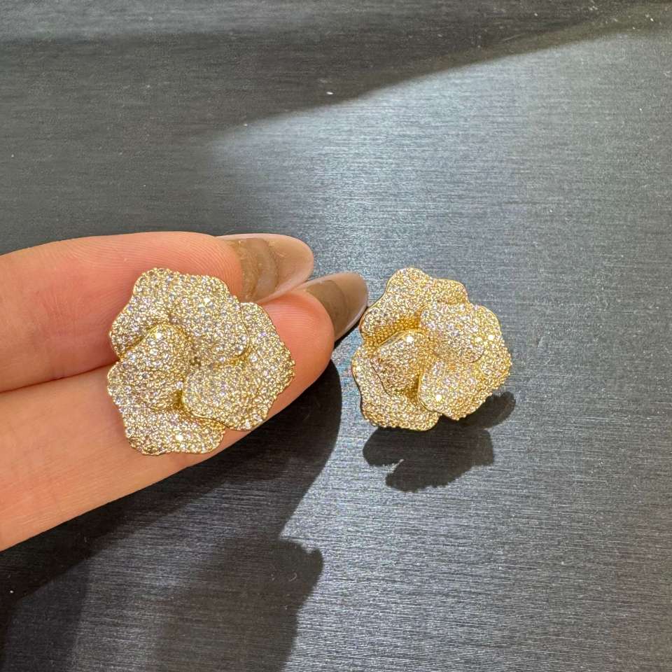 ذلك أن أزهار أزياء أقل إثارة في الغلاف الجوي، أقل أهمية من أزواج من البلاط الزيتية detail image 9