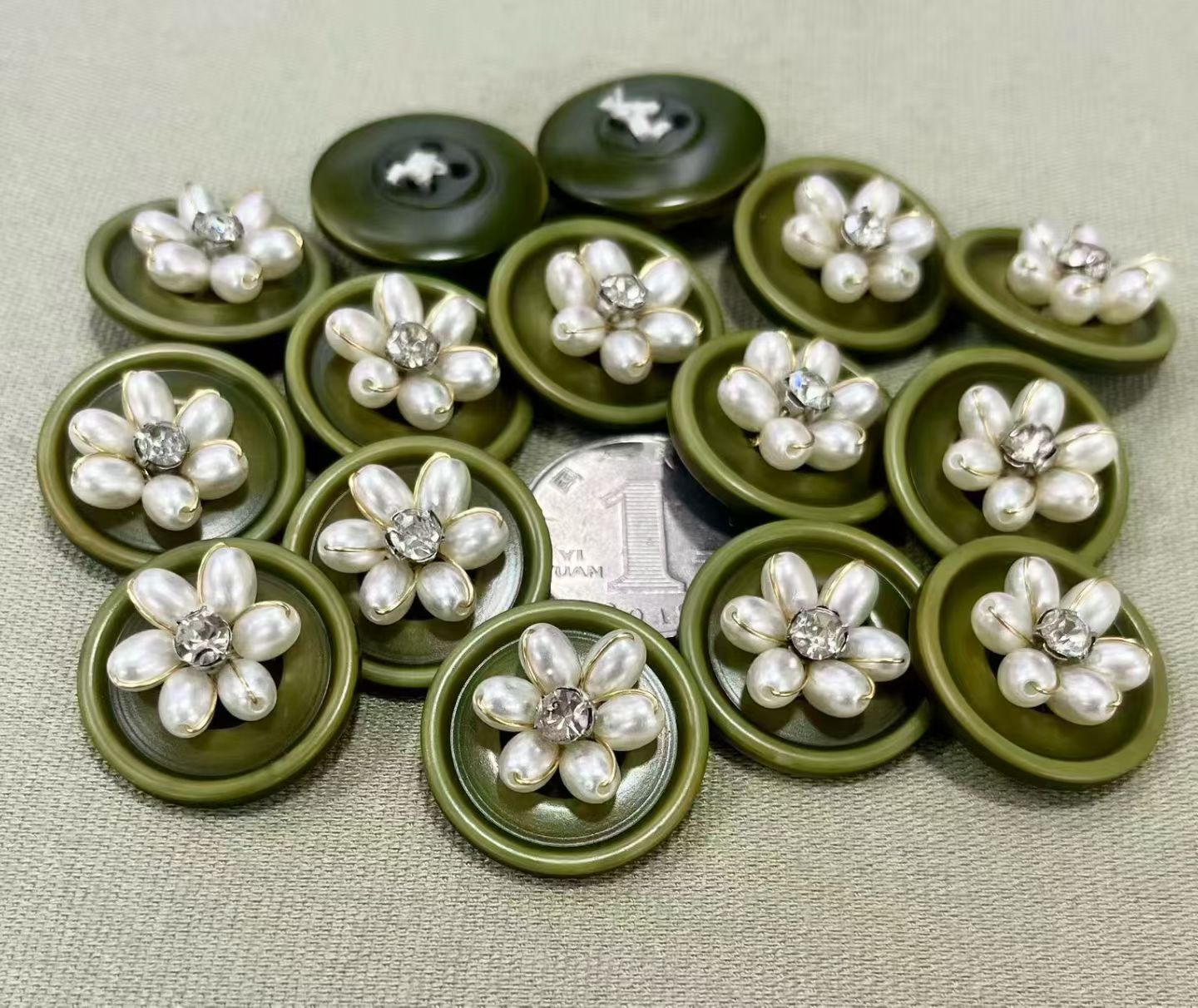 手工时装钮扣纽扣