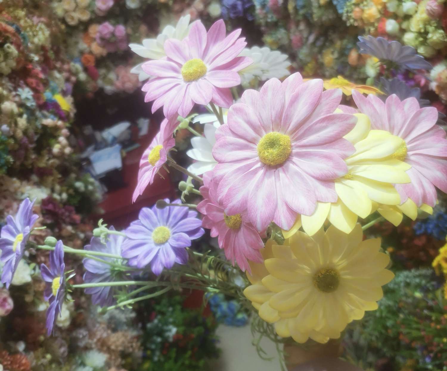 新款单支4头植绒太阳花  高支3D仿真太阳花  工程花家居店铺装饰花白底实物图