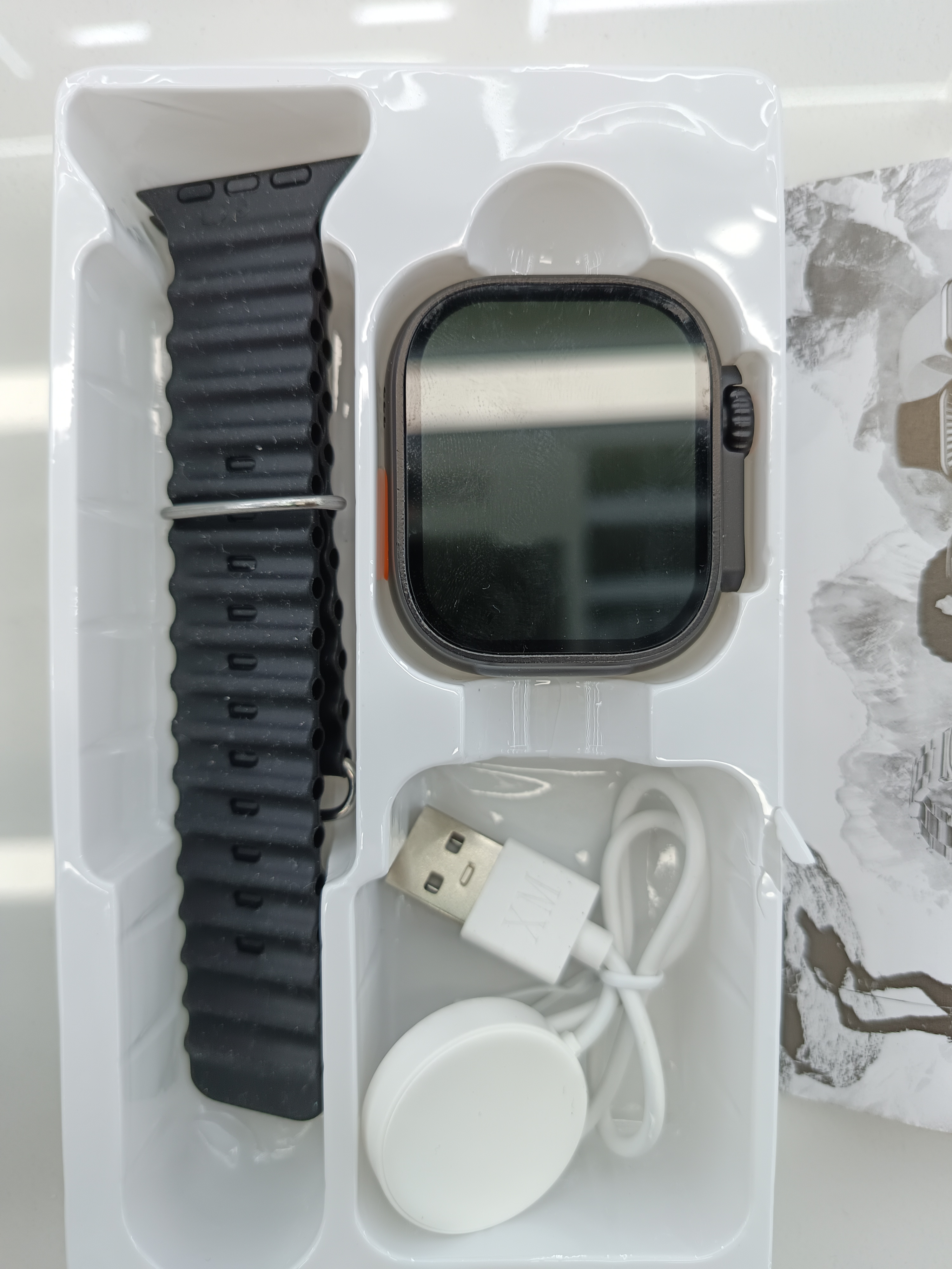 The AEMAI AS10 Ultra smart sports watch features a large screen for making and receiving calls, detecting heart rate and blood pressure, and is available in three colors for sports Specification image