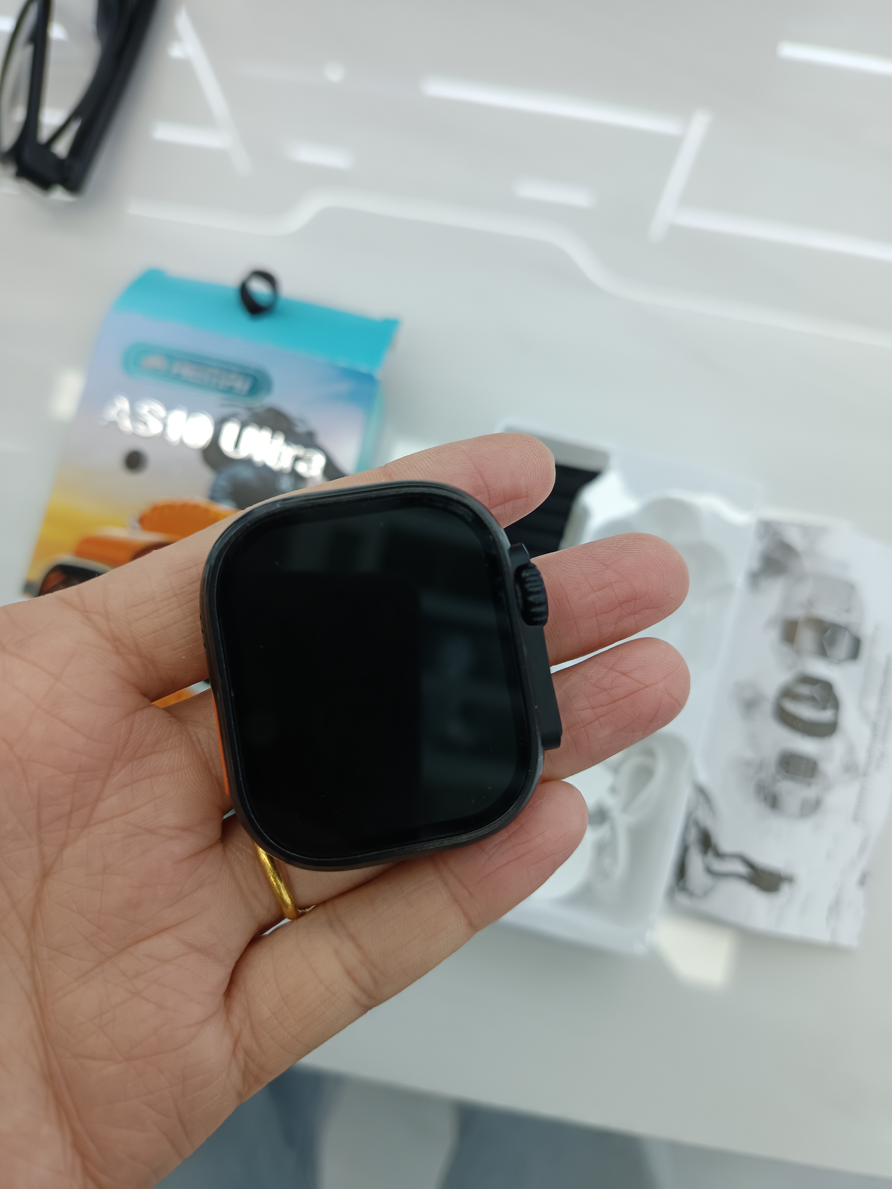 The AEMAI AS10 Ultra smart sports watch features a large screen for making and receiving calls, detecting heart rate and blood pressure, and is available in three colors for sports Application Scenario