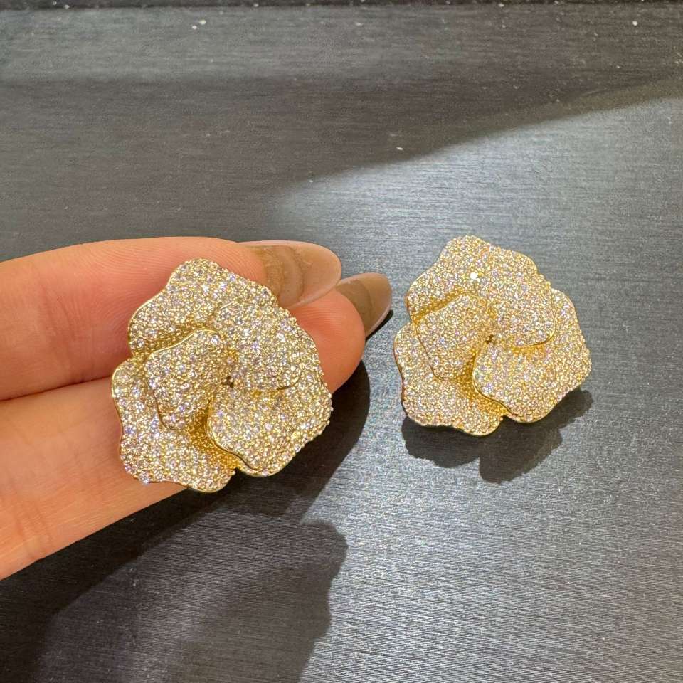 ذلك أن أزهار أزياء أقل إثارة في الغلاف الجوي، أقل أهمية من أزواج من البلاط الزيتية detail image 7