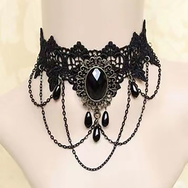 【 New Product Benefits 】 New European and American accessories, retro necklaces, dark lace bone necklaces, dark neck chains, European and American accessories, retro necklaces, dark lace bone necklaces, dark neck chains as gifts 【 New Product Benefits 】 New European and American styles details Picture