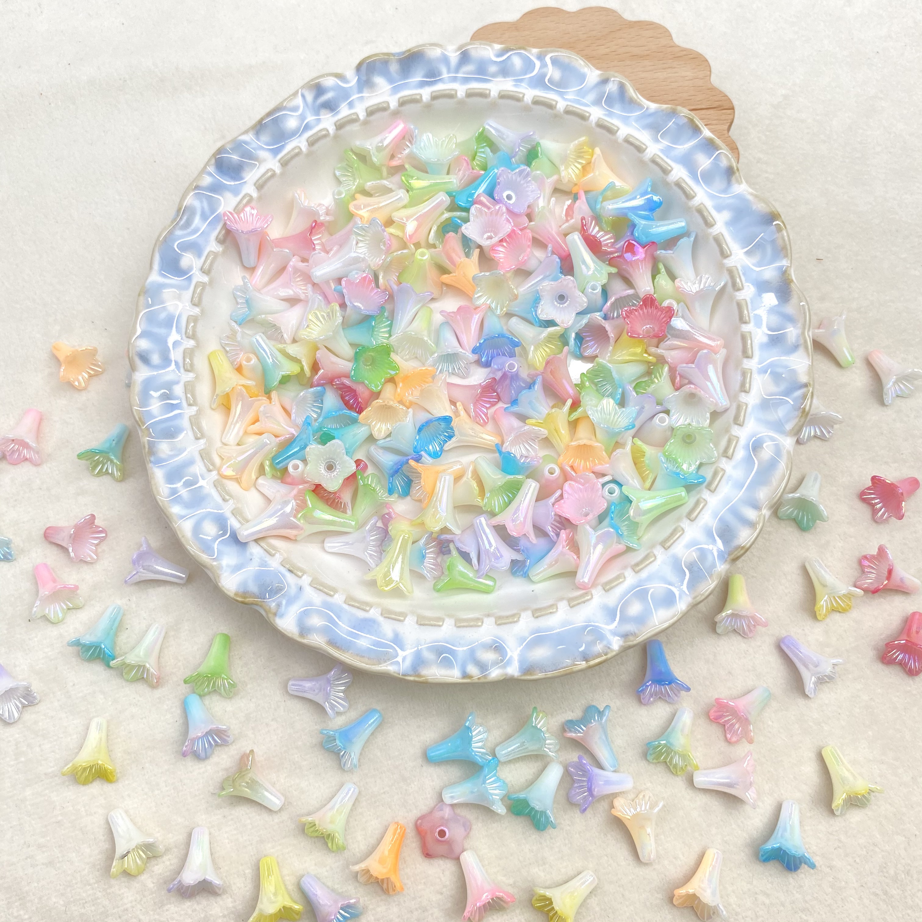 Acrylic two-color small vertical hole morning glory diy/ Ancient-style hairpin flower accessory materials, bag pendant materials wholesale Item Picture