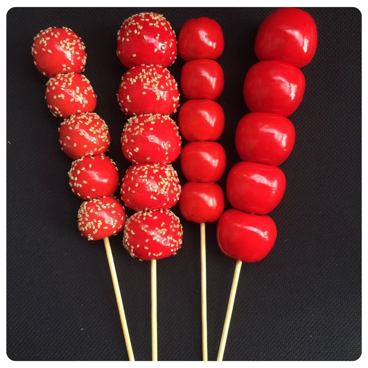 Simulated fruit and vegetable handicrafts, fruit blind bags, food toys, fruit shell pendant, Amalfi lemon, simulated sugar-coated haws, holiday New Year road, New Year atmosphere decoration, strawberry details Picture