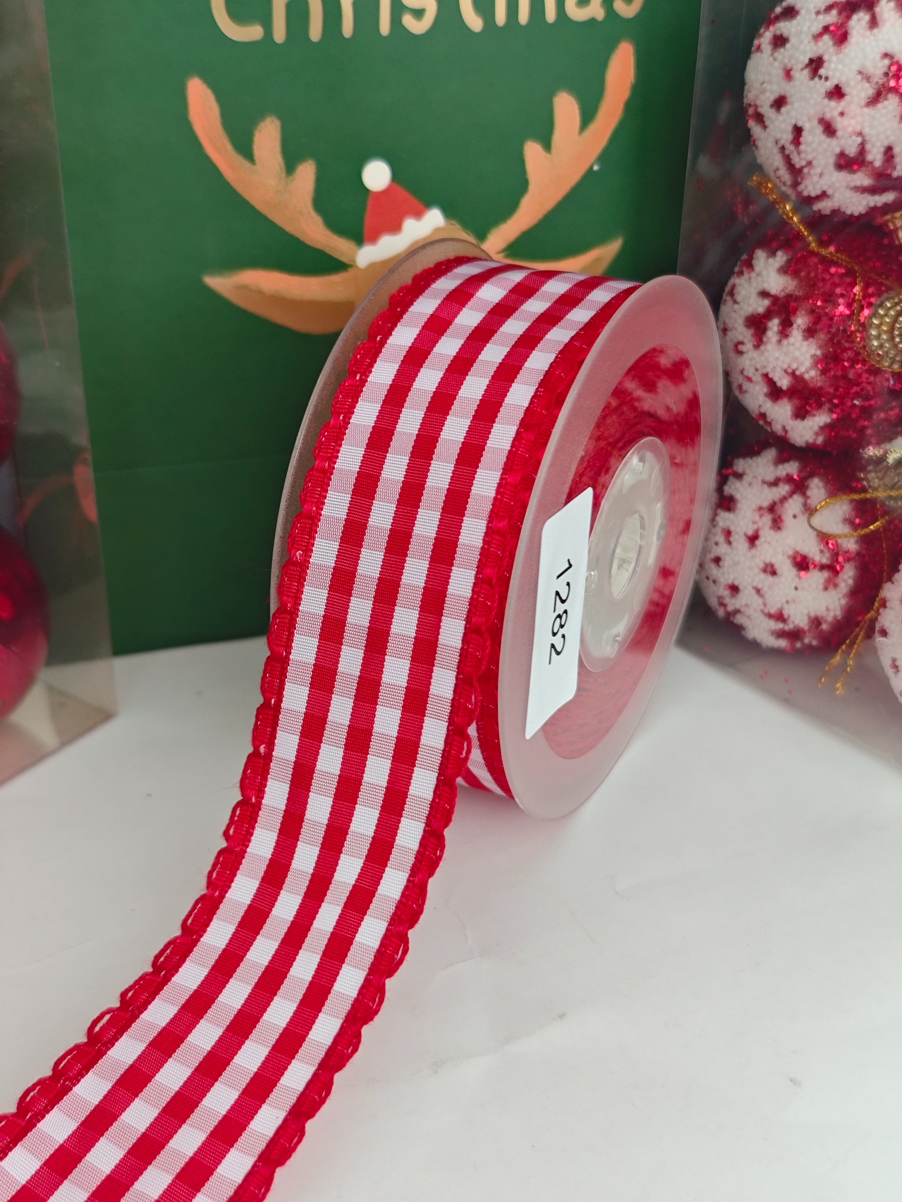 Artículo no. : 1282 christmas gift packaging decoration DIY red white plaid wire edge christmas webband 3.8cm árbol de navidad producto Item Picture