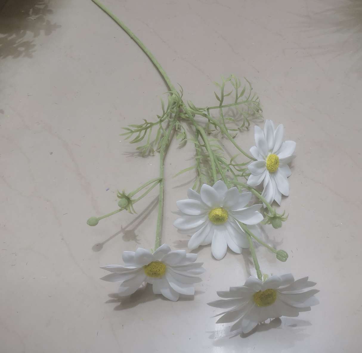 新款单支4头植绒太阳花  高支3D仿真太阳花  工程花家居店铺装饰花产品图