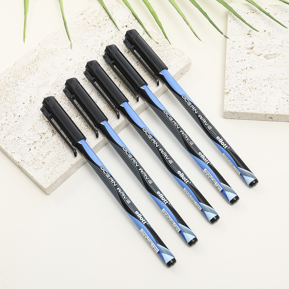 LUVA ET-827 Ballpoint Pen (Blue) details Picture
