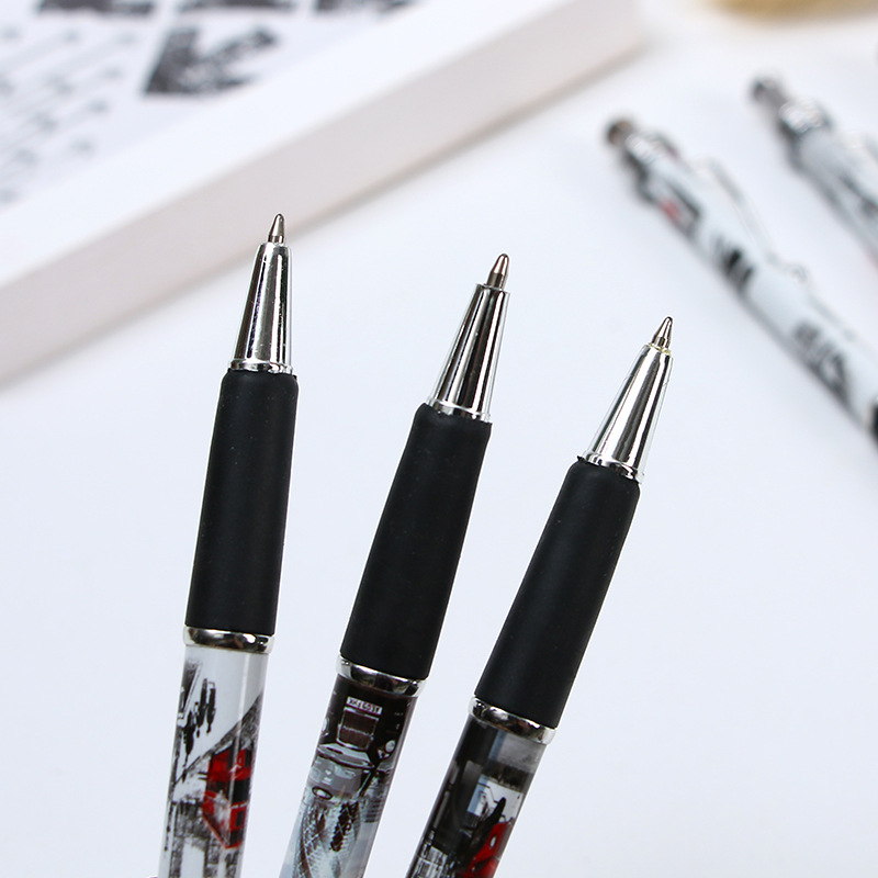 Steel clamp cross flag ballpoint pen, press-type plastic press ballpoint pen, heat transfer ballpoint pen, creative advertising promotion ballpoint pen, can be made into logo national flag pen Specification drawing