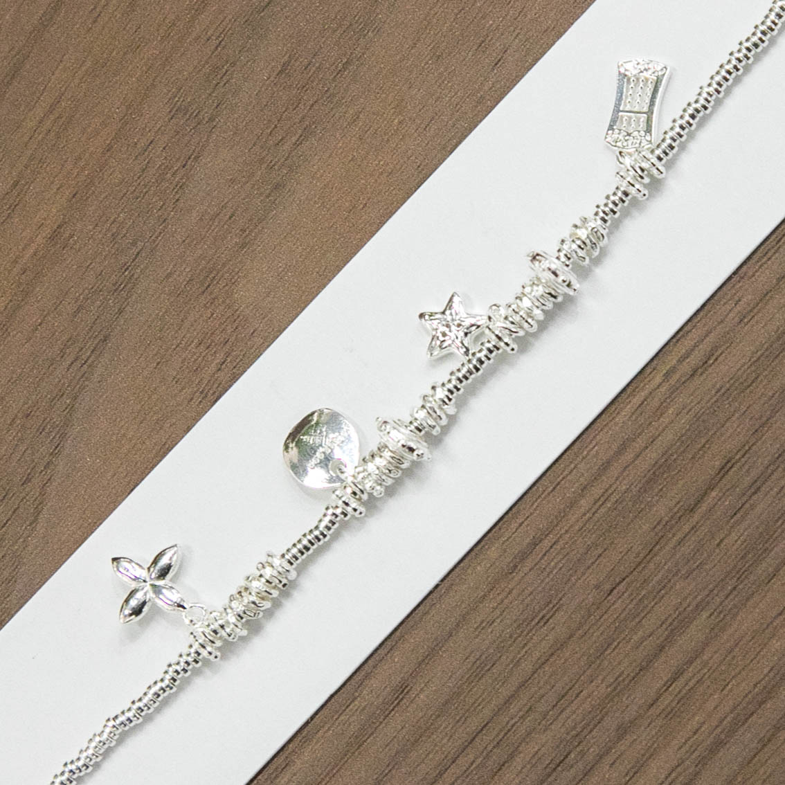 S925 Plain Silver Star Wish Flower Gift · Dynamic Beaded Lucky Pendant, Light Luxury Fine Chain 925 Silver Bracelet Application Scenario