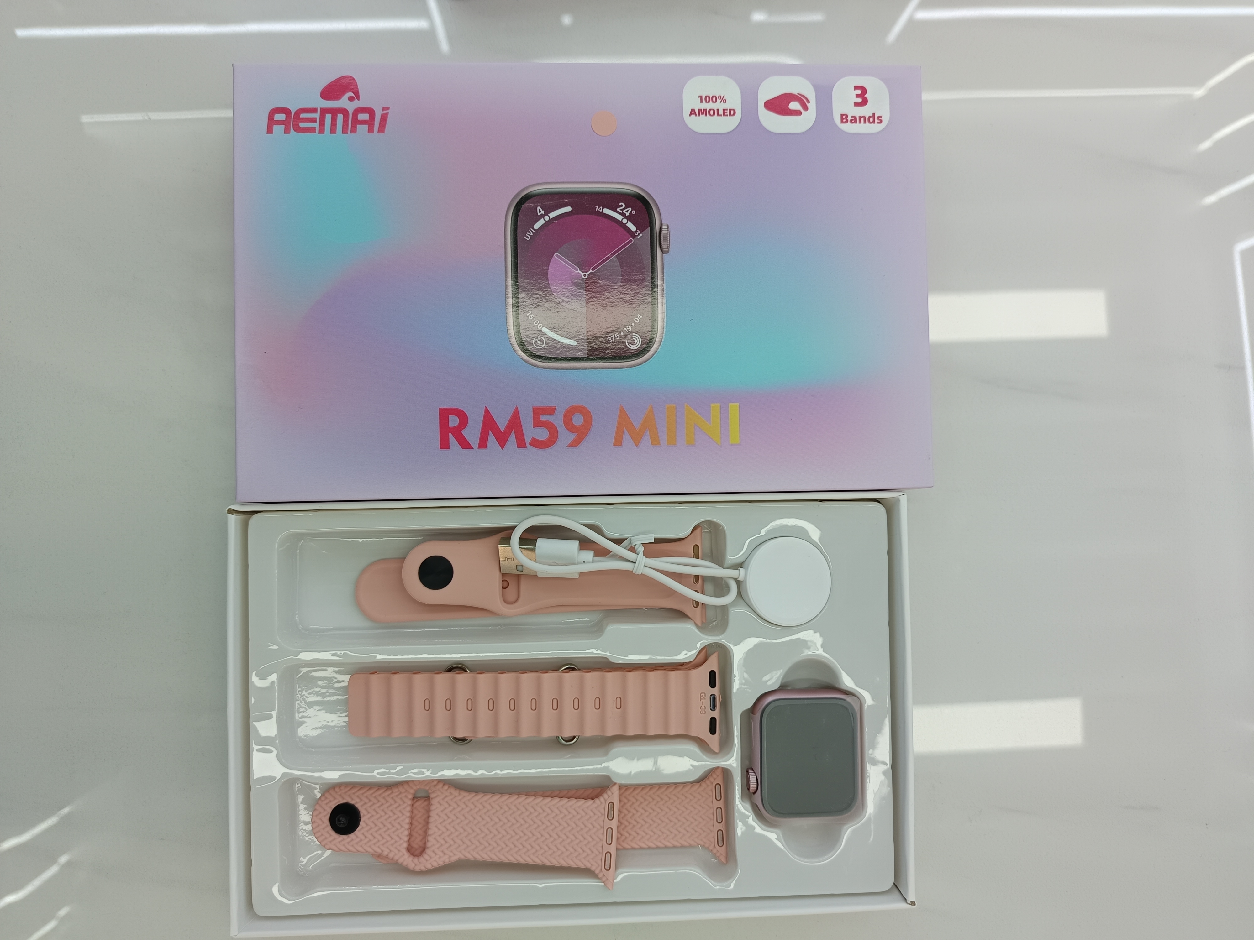 The AEMAI RM59 smart sports watch features three silicone sports straps for making and receiving calls, heart rate and blood pressure detection Specification image