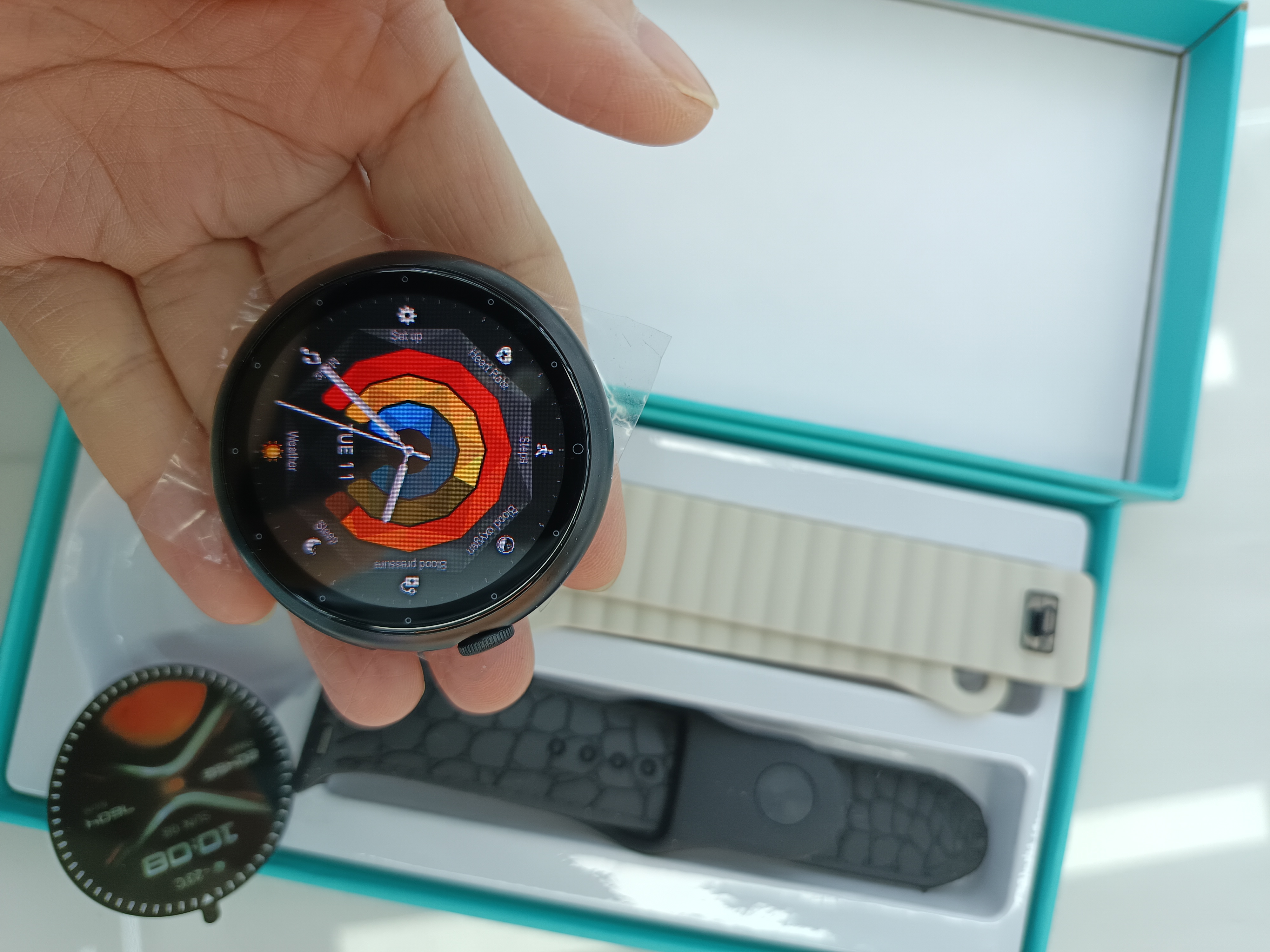 AEMAI RM71 Smart sports disc Watch for making and receiving calls, heart rate and blood pressure detection, sports silicone dual strap Application Scenario