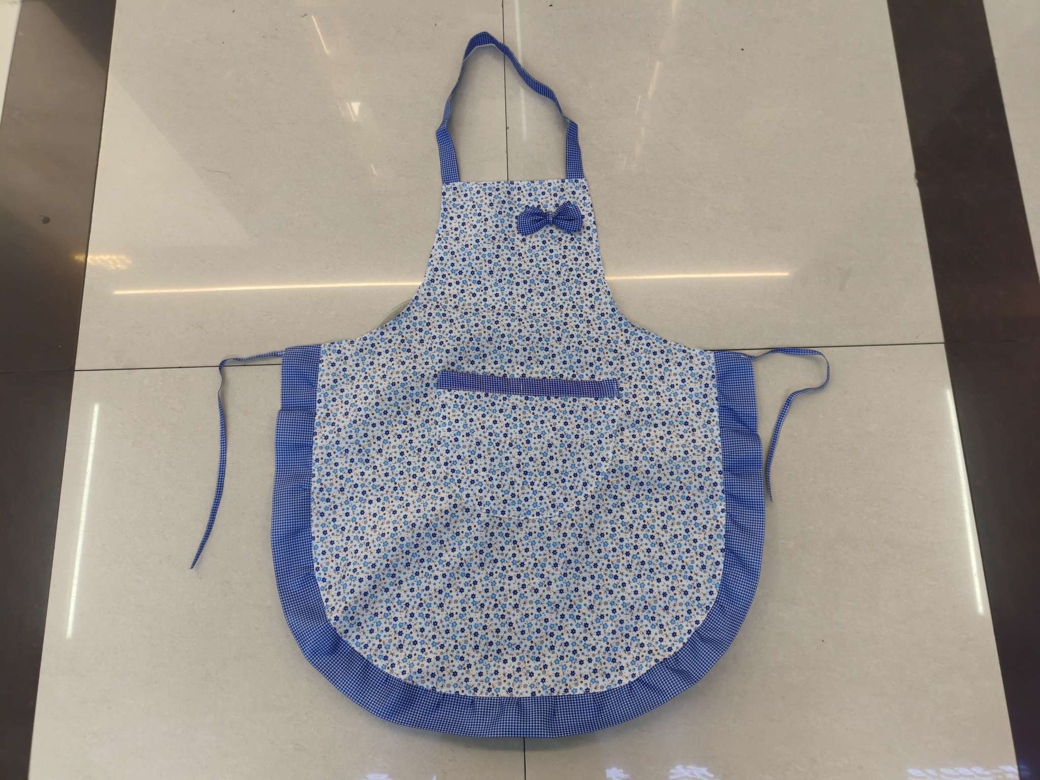 Lace apron Korean-style fashionable kitchen oil stain cooking apron, cute and durable work, household cleaning, baking apron Item Picture