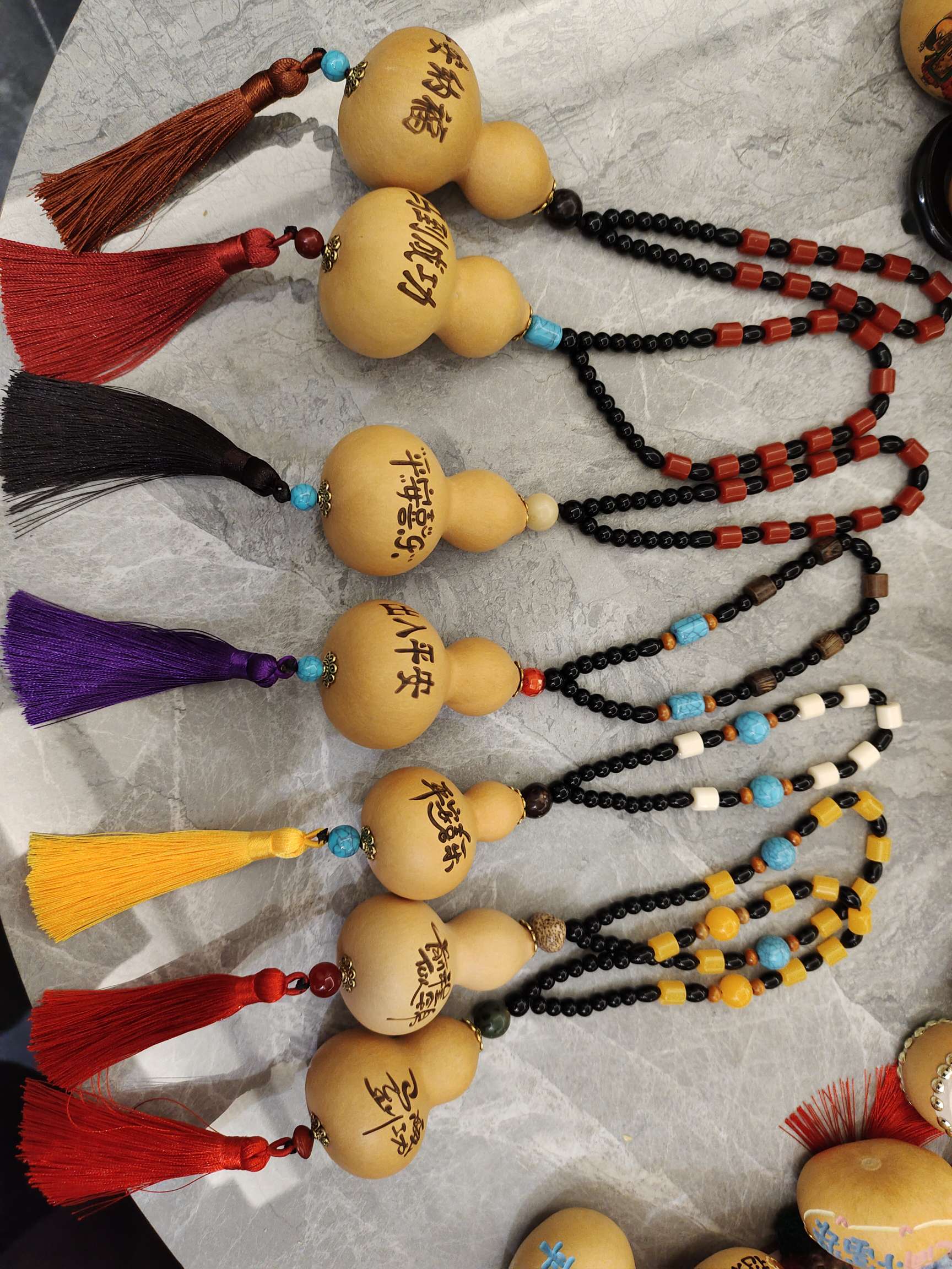 All kinds of gourd ornaments and pendants are available to attract wealth, good fortune and ensure safety detail image 3
