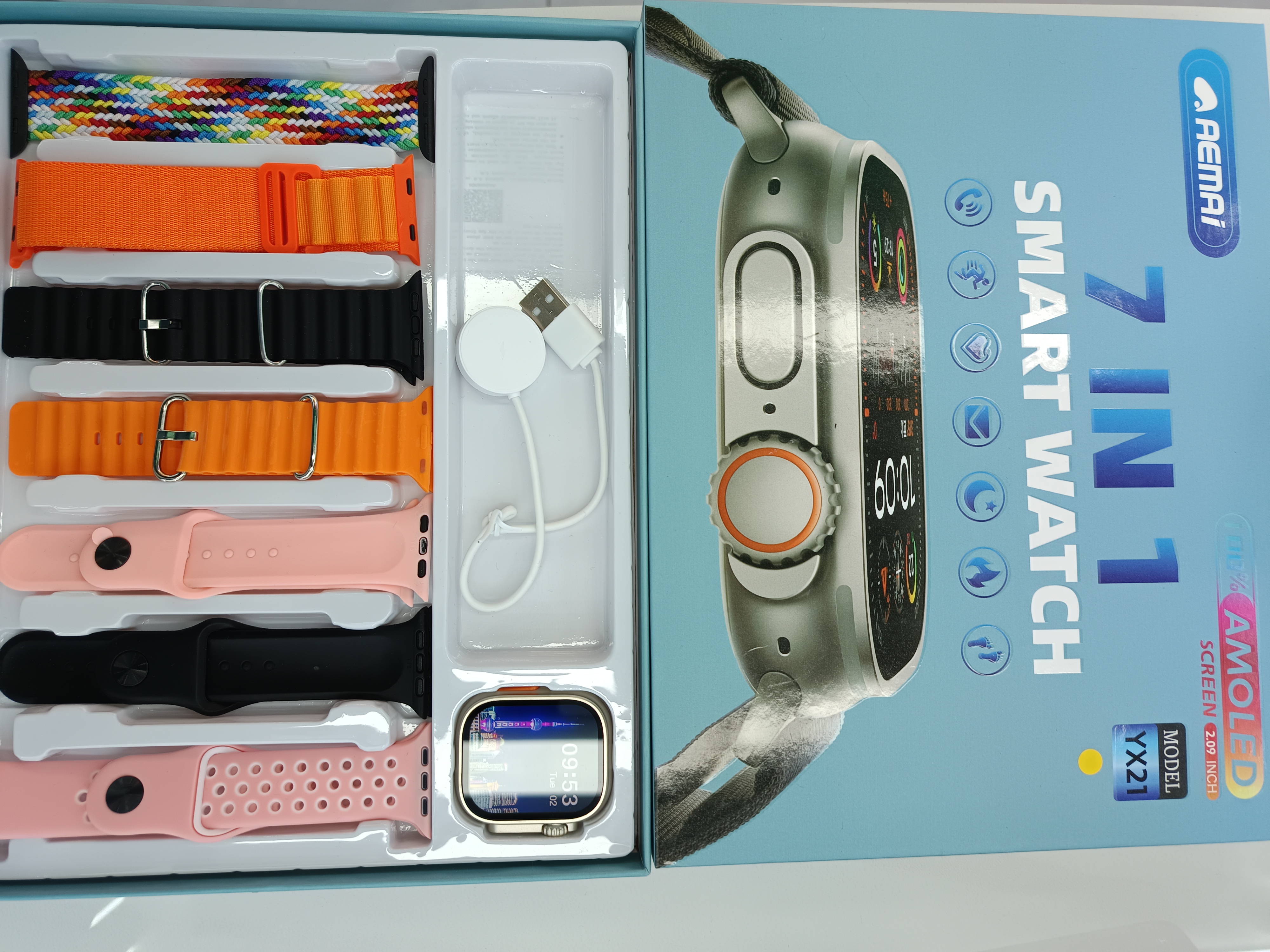 AEMAI YX21 smart sports watch case for making and receiving calls, heart rate and blood pressure detection, 7 silicone sports straps Application Scenario